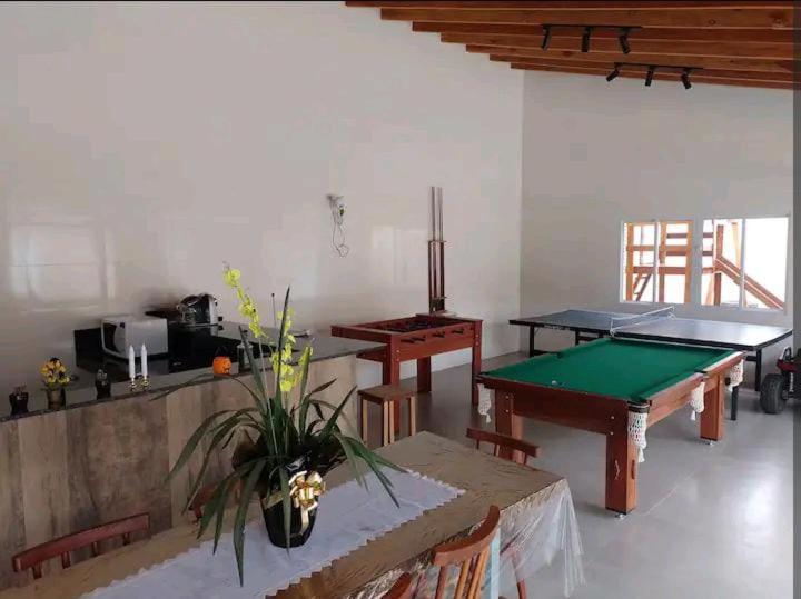 One-Bedroom House photo 2