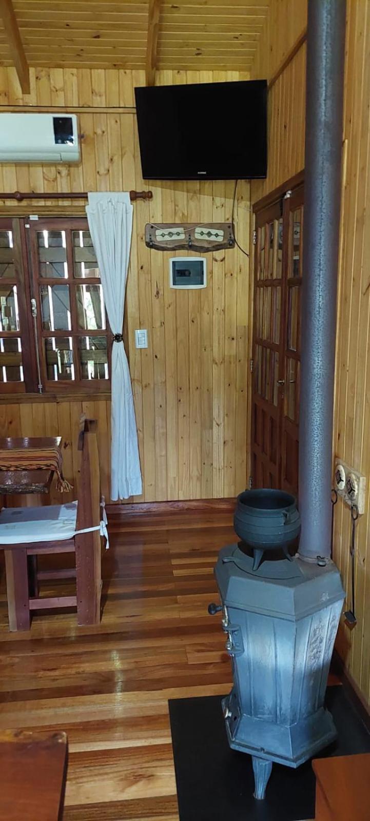 One-Bedroom House photo 1
