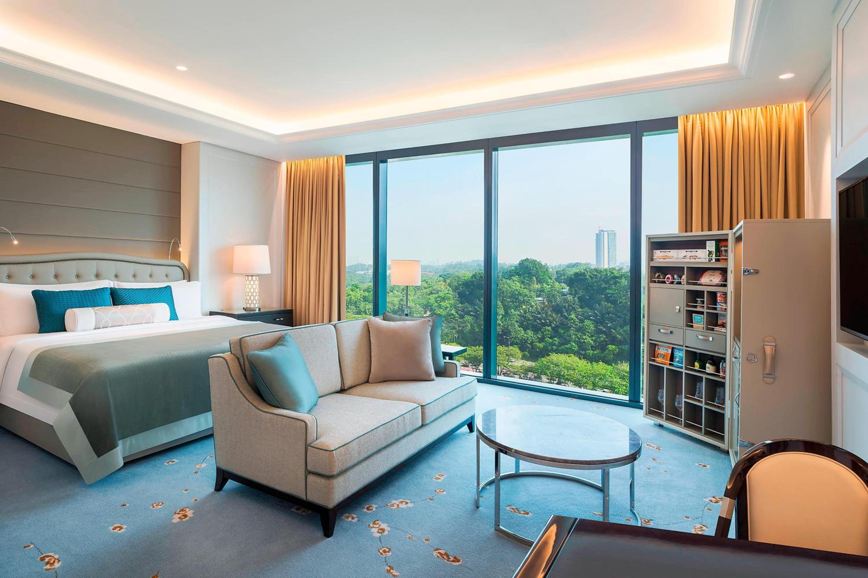 Guest room, 1 King, City view at The St. Regis Kuala Lumpur