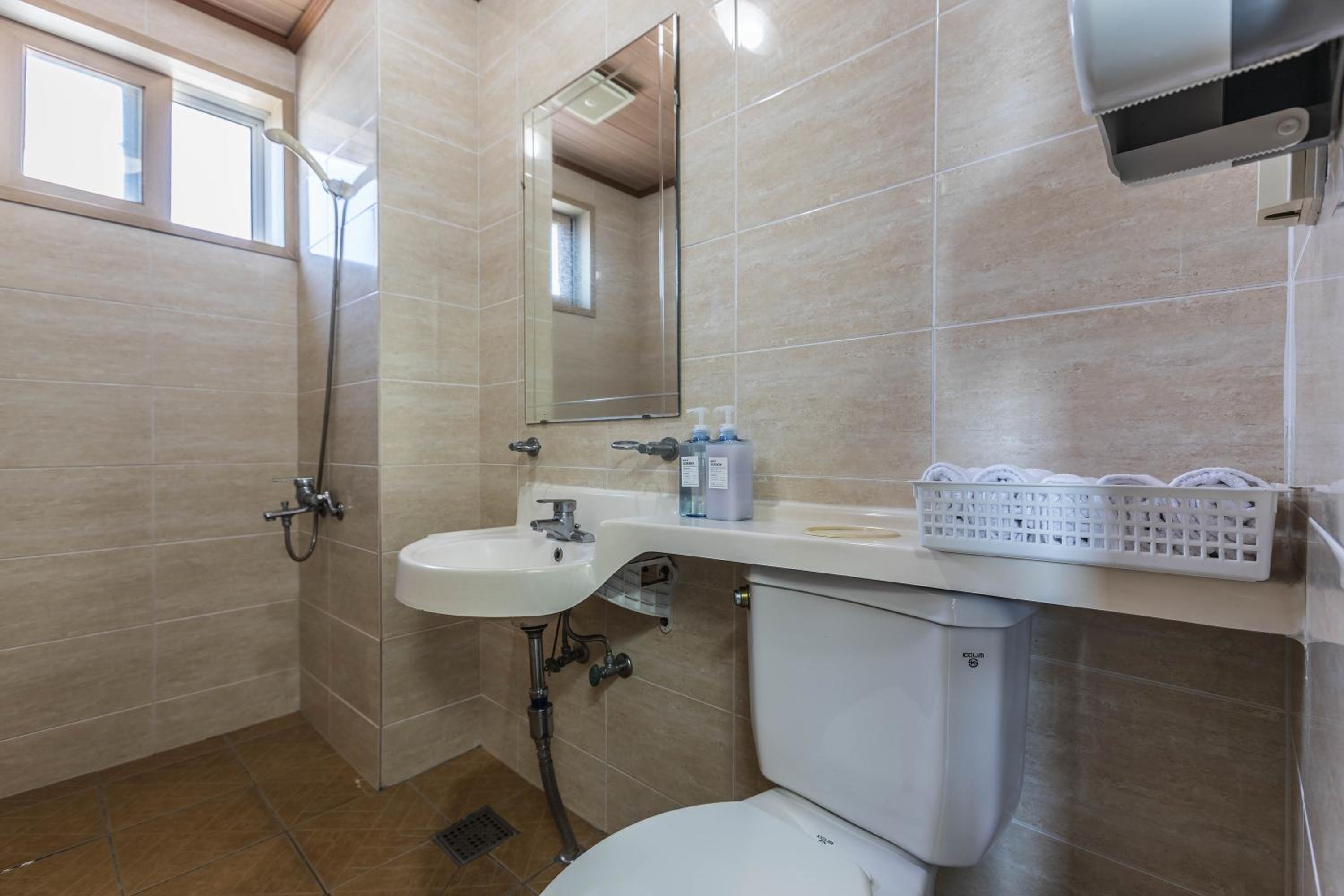 Superior Double Room - Photo 7