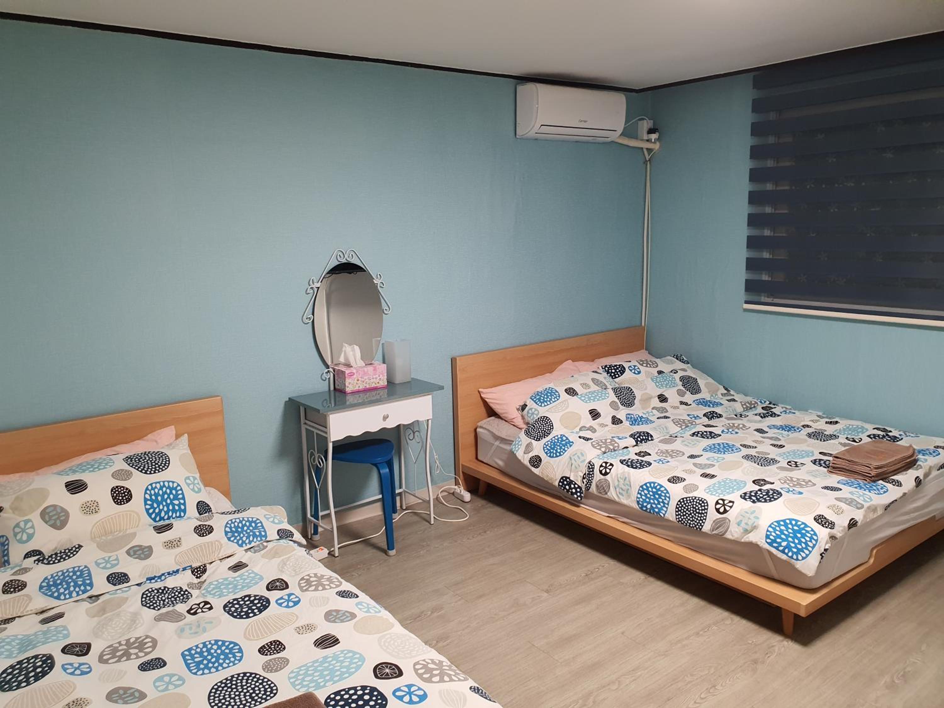 Triple Room with Private Bathroom