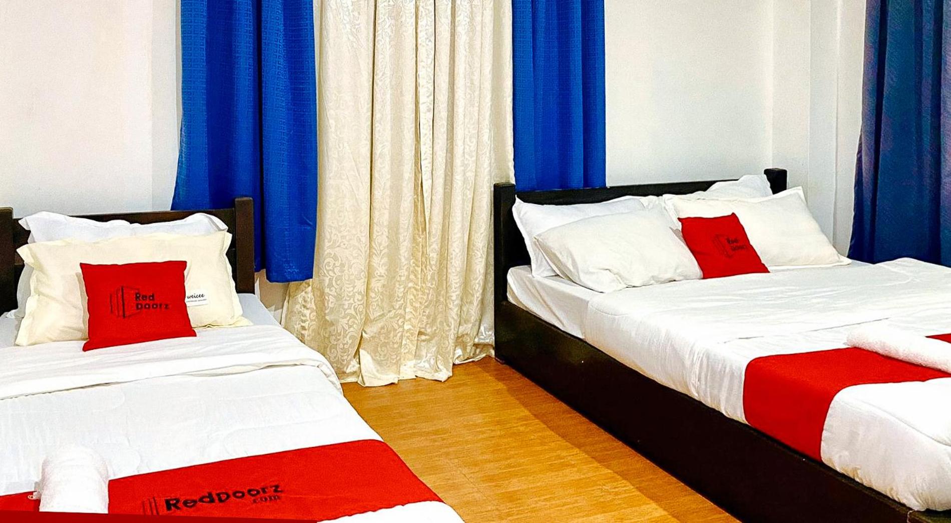 Deluxe Room - Photo 1