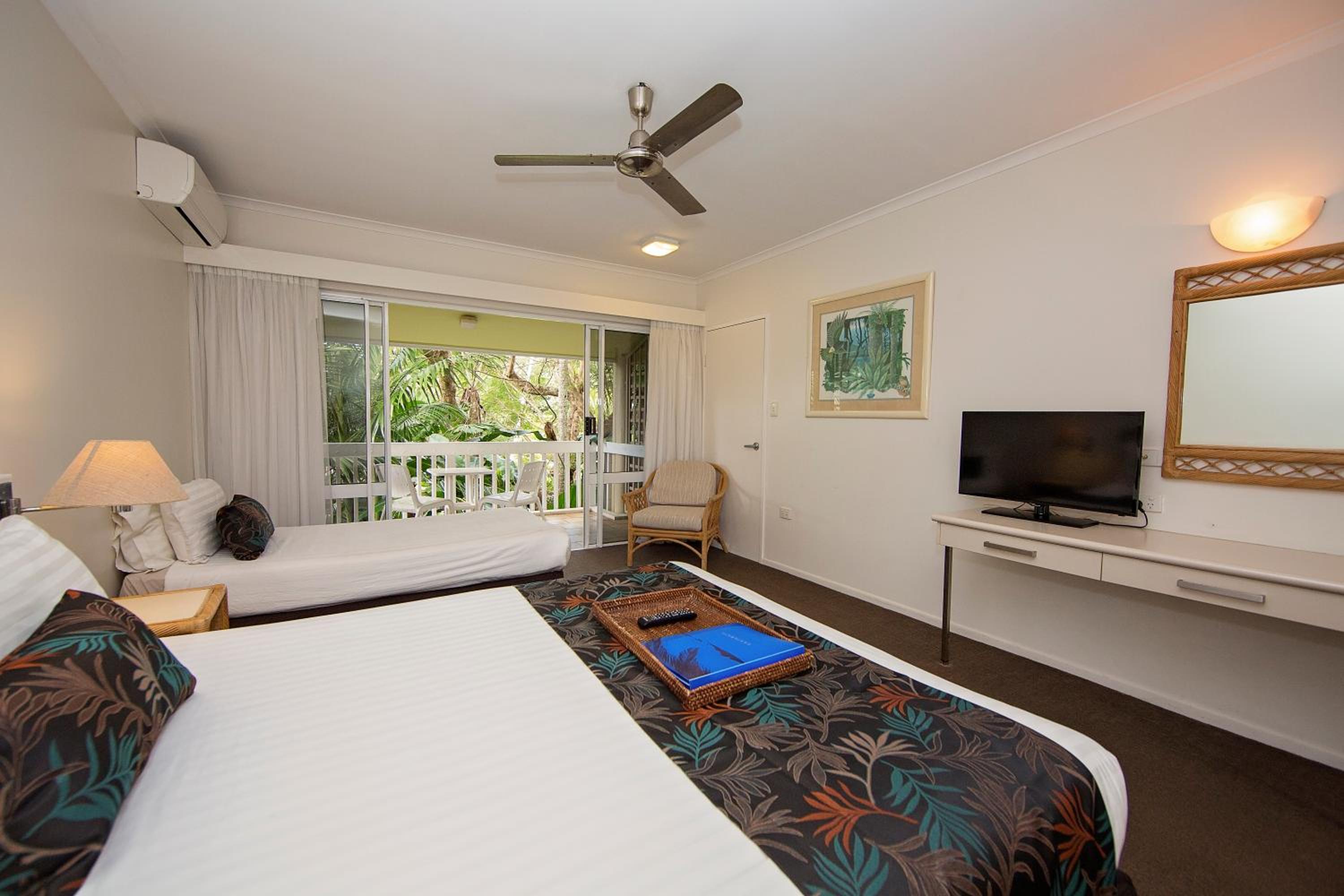 Rainforest Resort Room: Separate Property photo 2