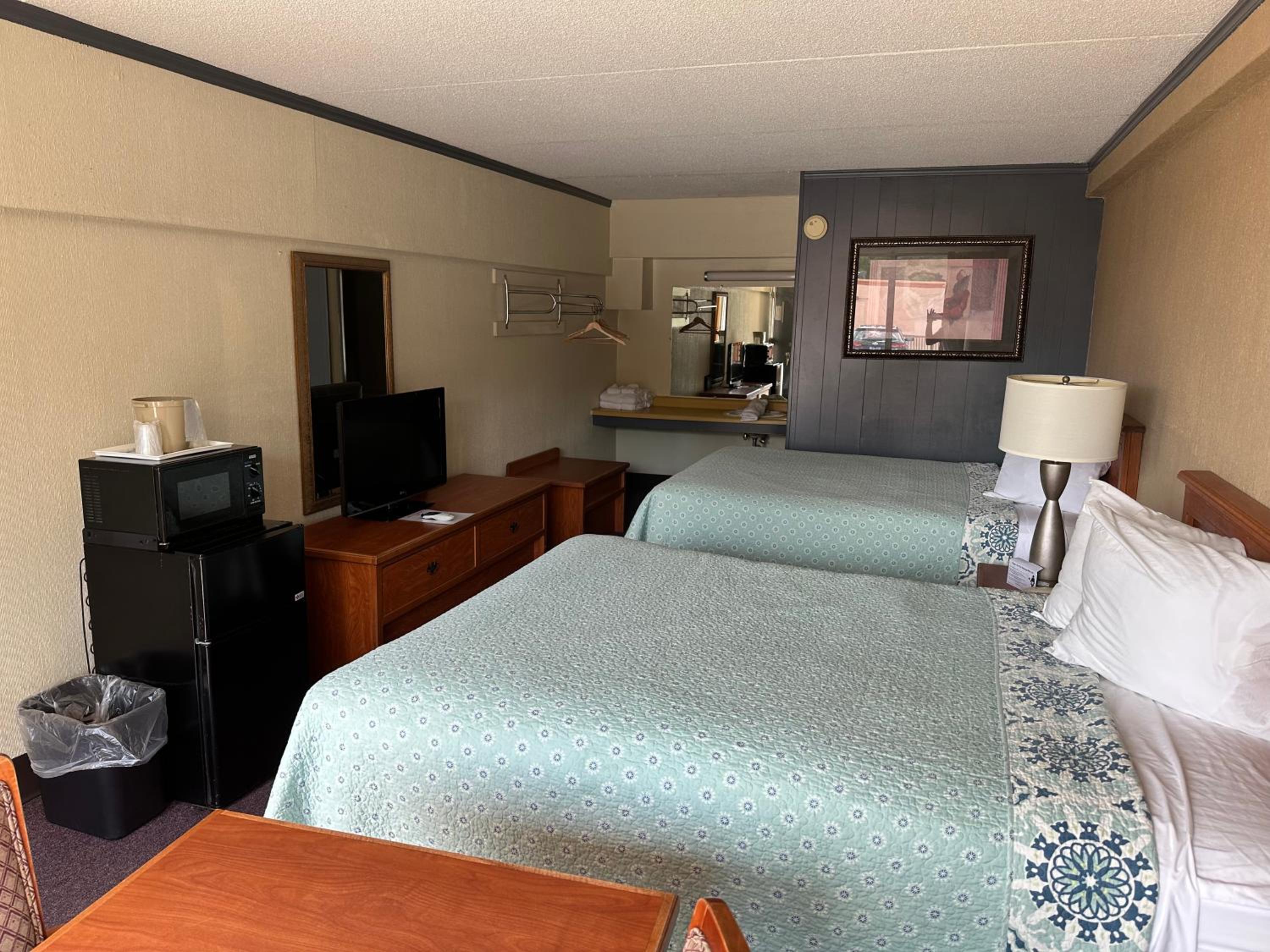 Double Room with Two Double Beds photo 1