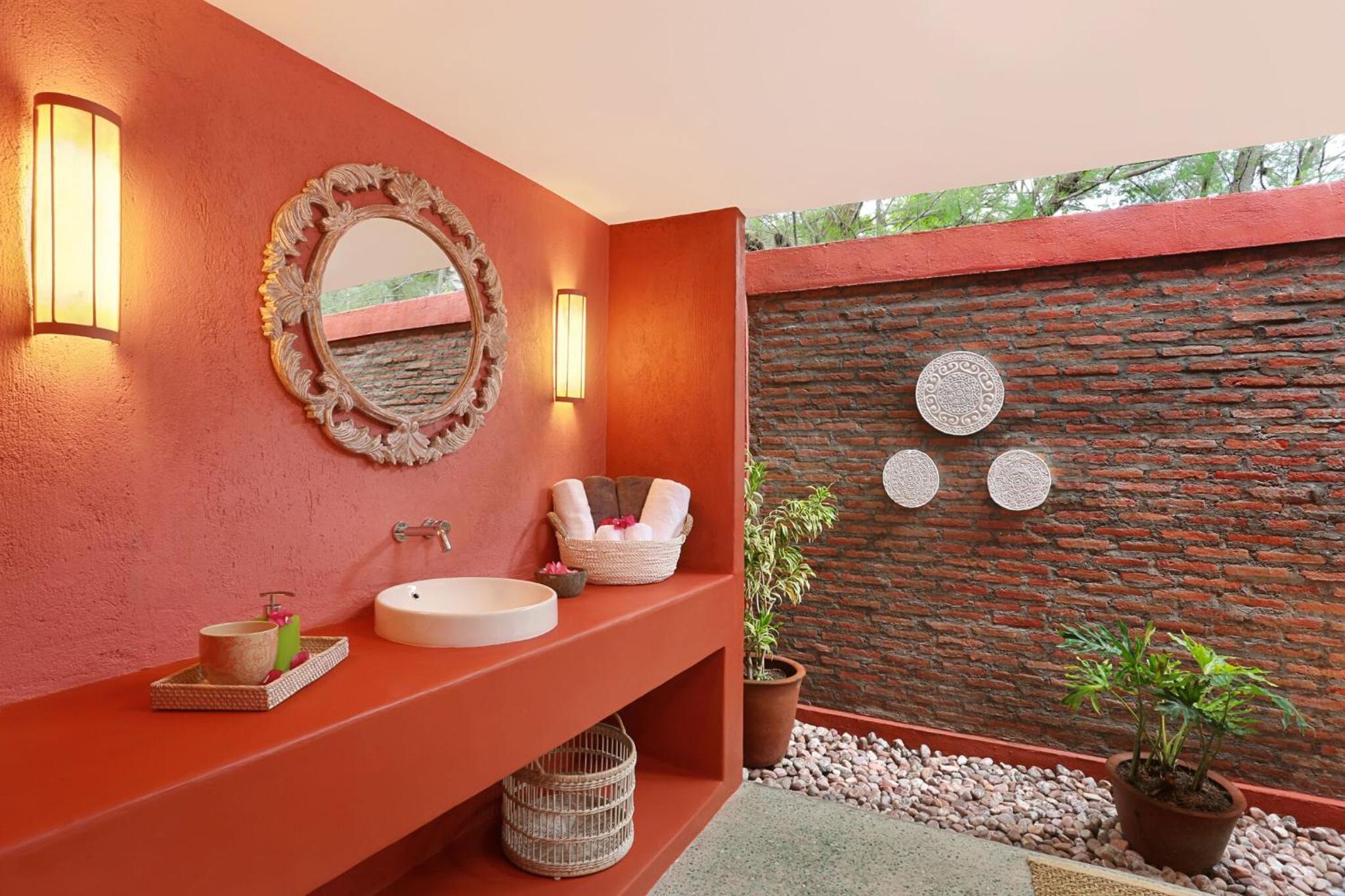 Grande Room Free Bike & One time 60-Minute Body Massage photo 2