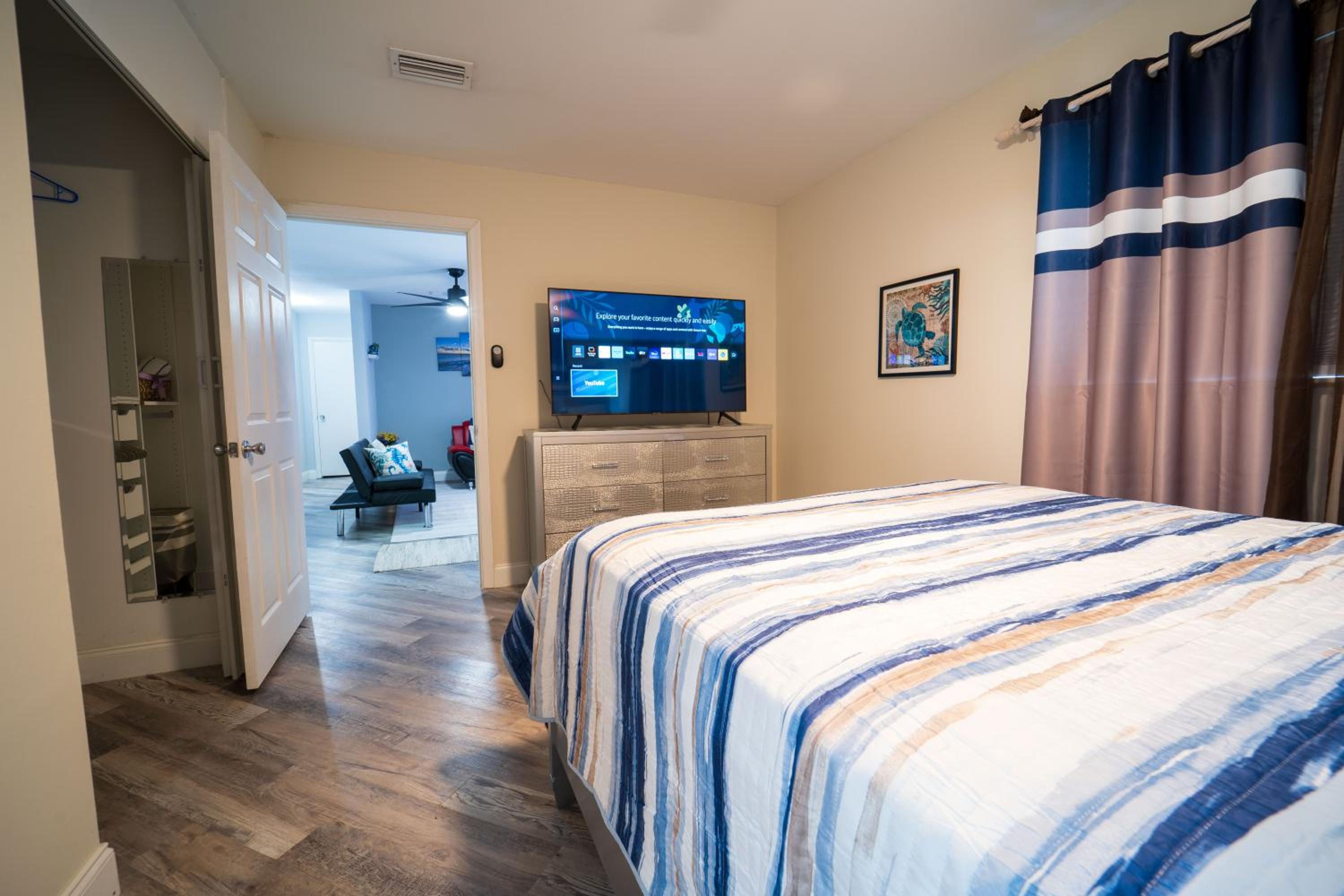 Four-Bedroom House photo 1