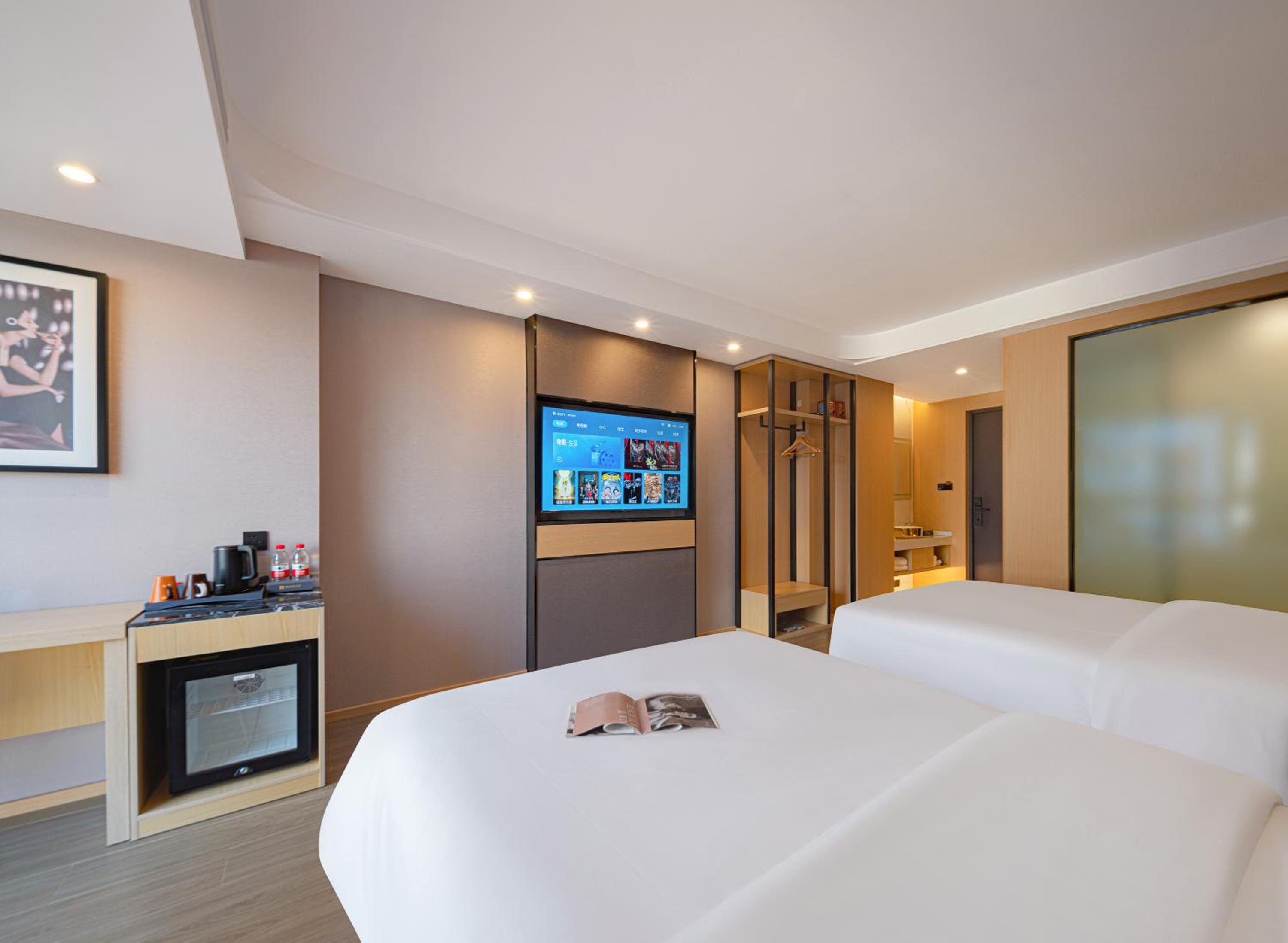 Twin Room with Mountain View photo 1