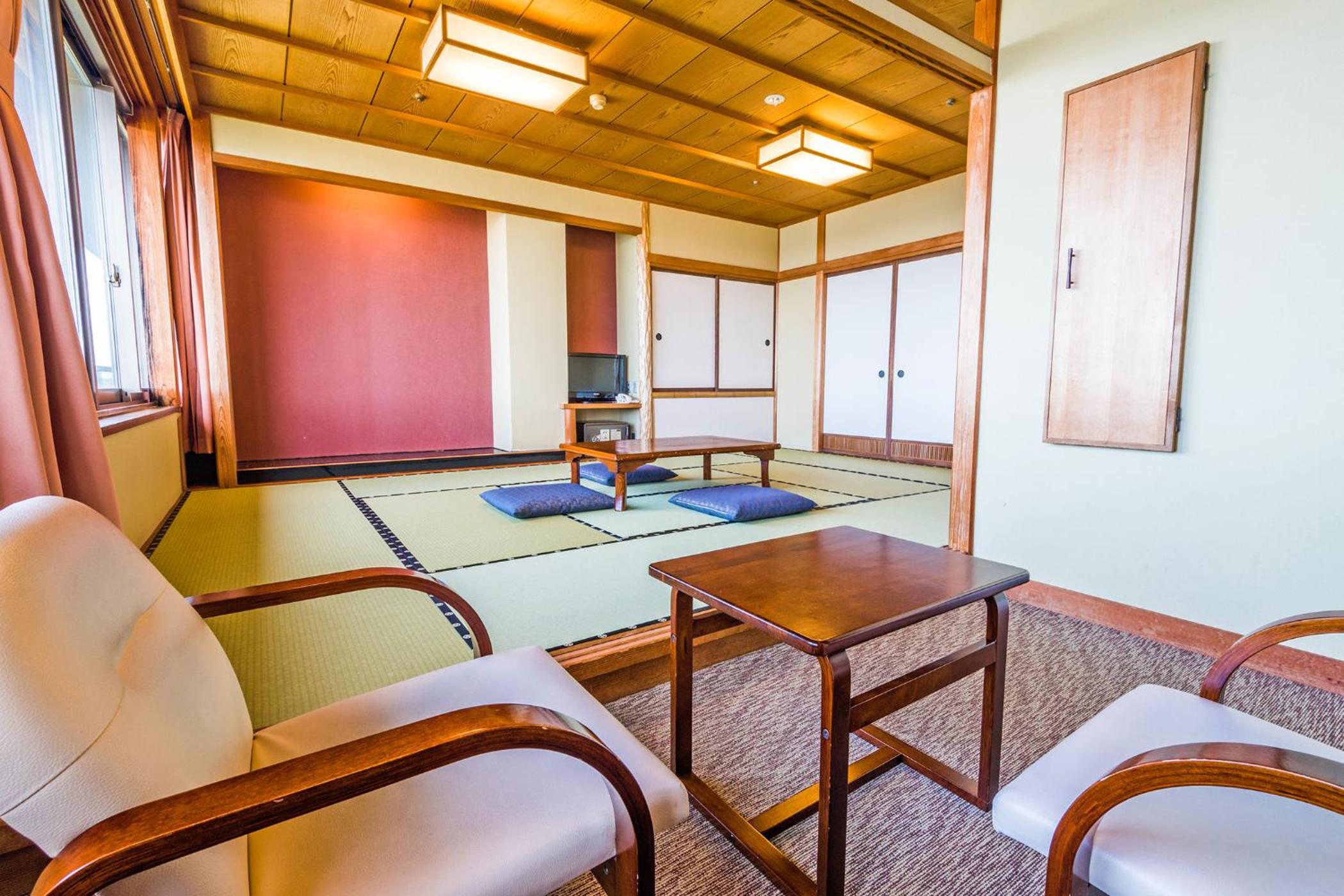 Standard Japanese-Style-Room 38 square yards - Indoor Bath - Non-Smoking - Photo 3