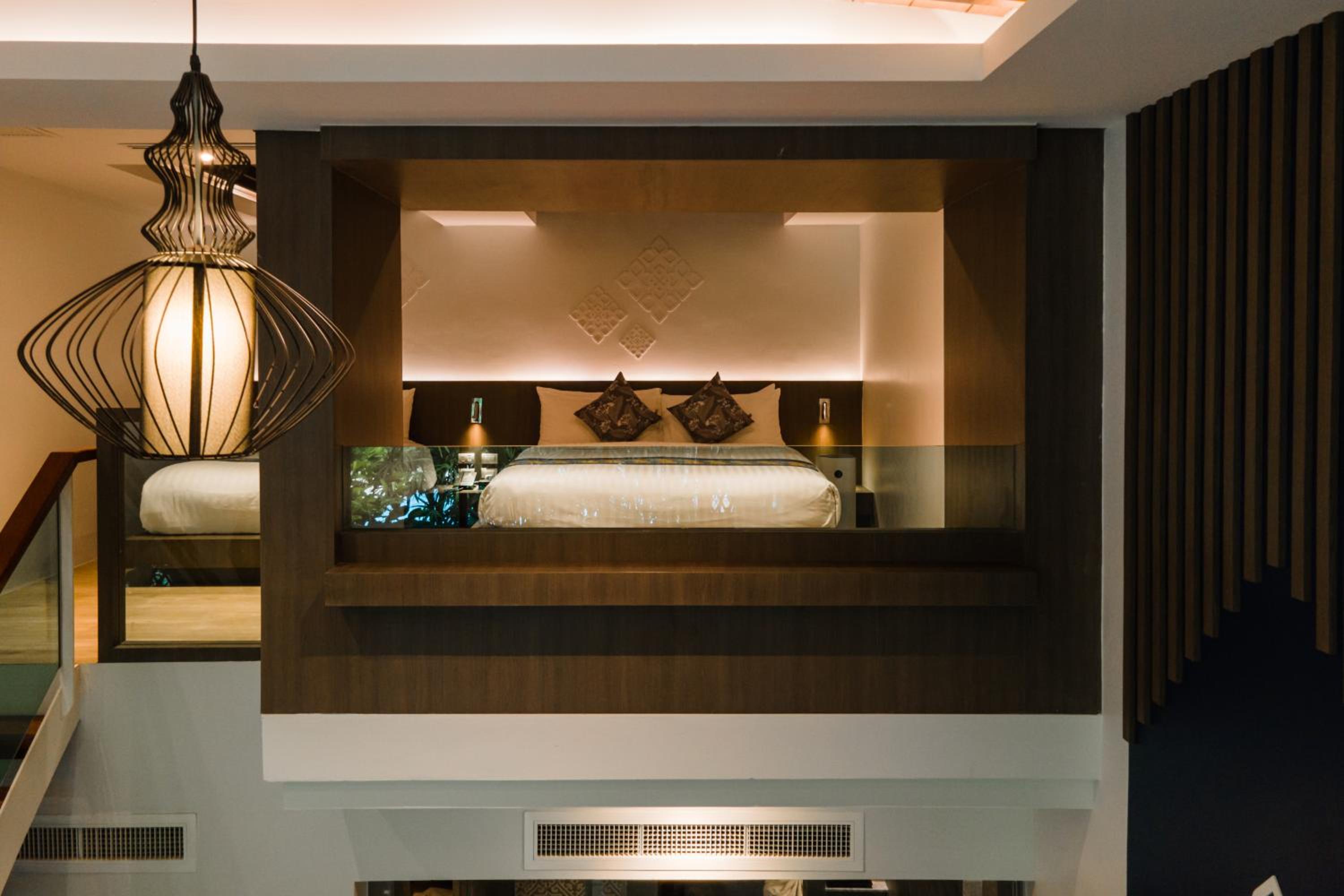 Duplex Suite - Photo 13