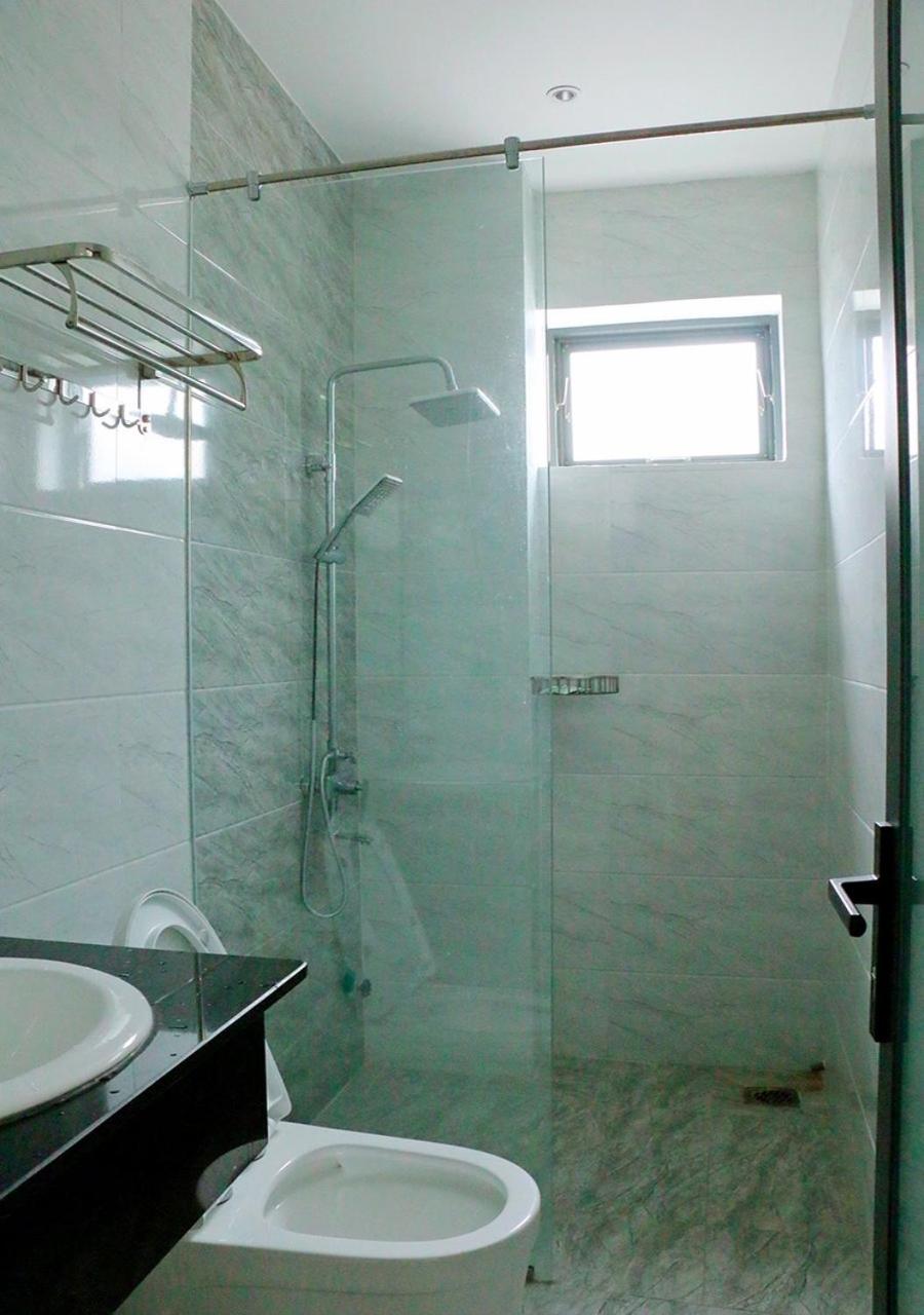Standard Family Room - Photo 3