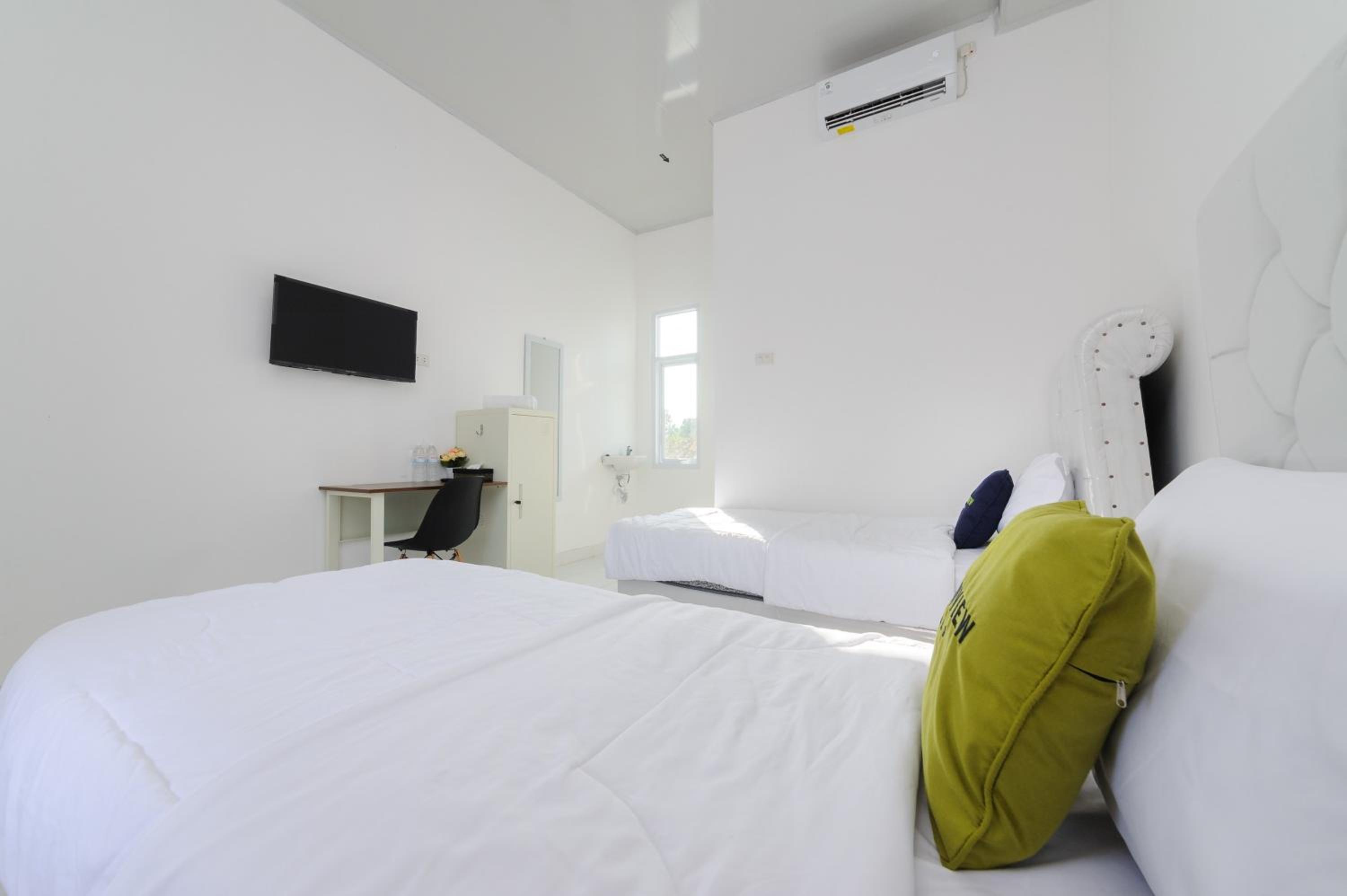 Superior Twin Room - Photo 5