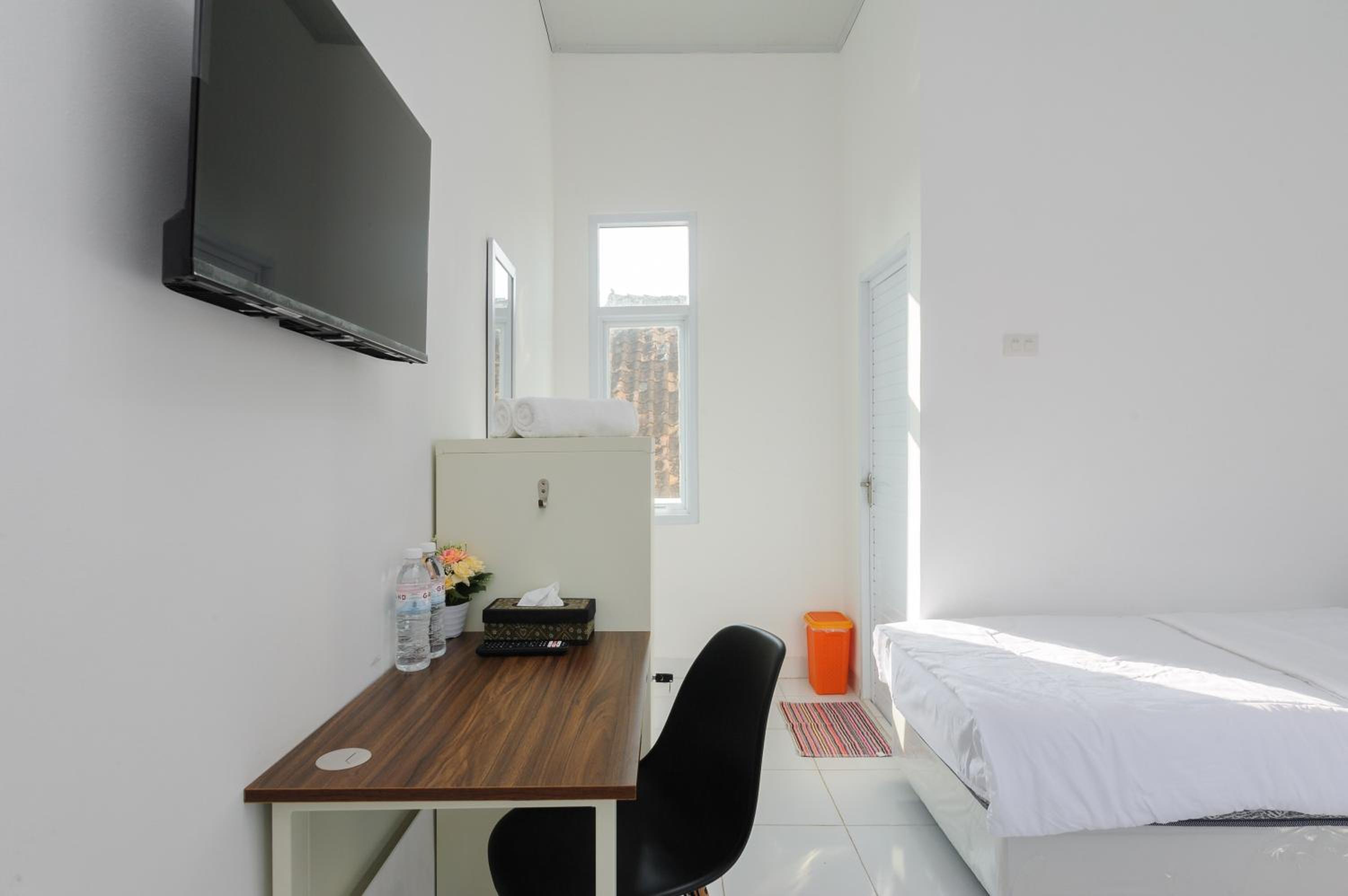 Superior Twin Room - Photo 4