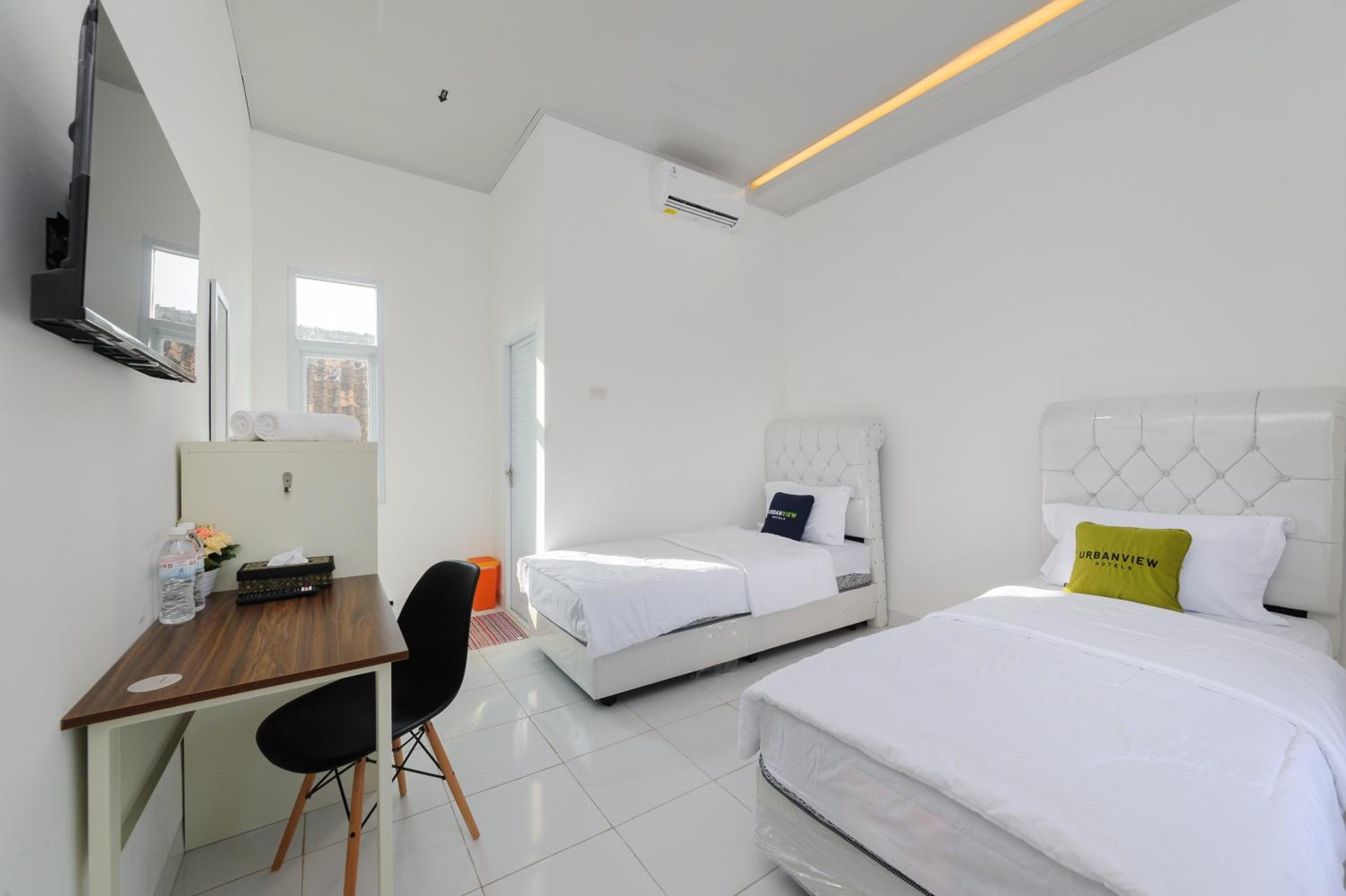 Superior Twin Room - Photo 7