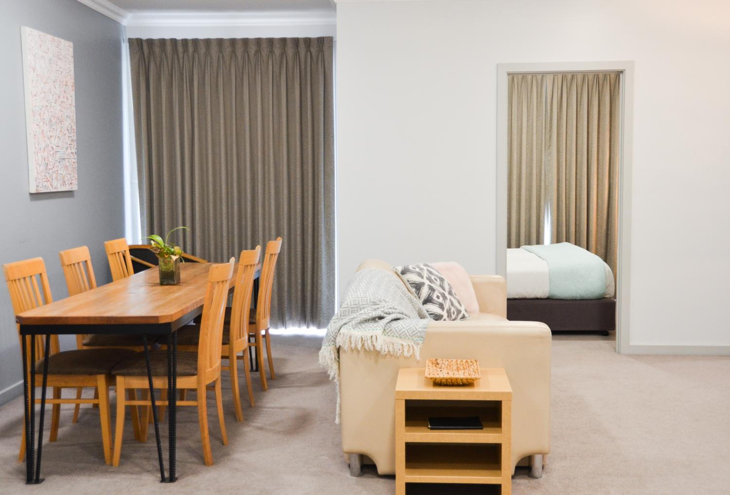 Three-Bedroom Apartment photo 2