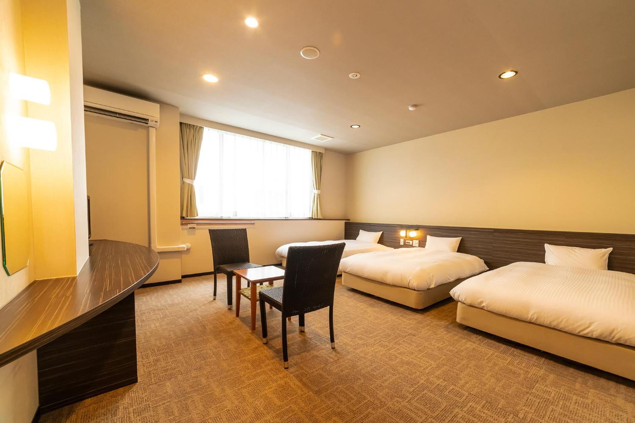 Standard Triple Room - Shared Bathroom - Non-Smoking photo 3