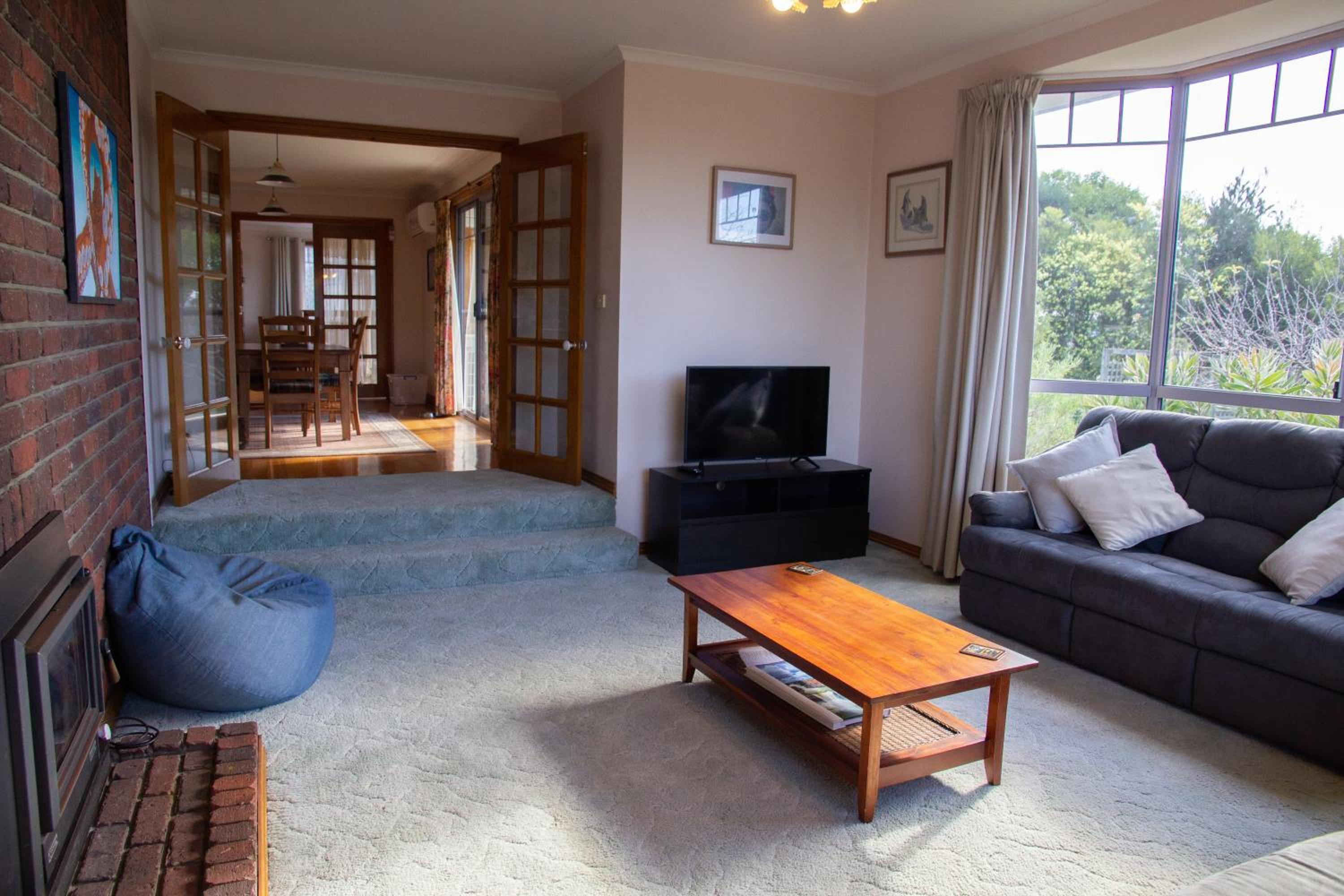 Three-Bedroom House photo 1