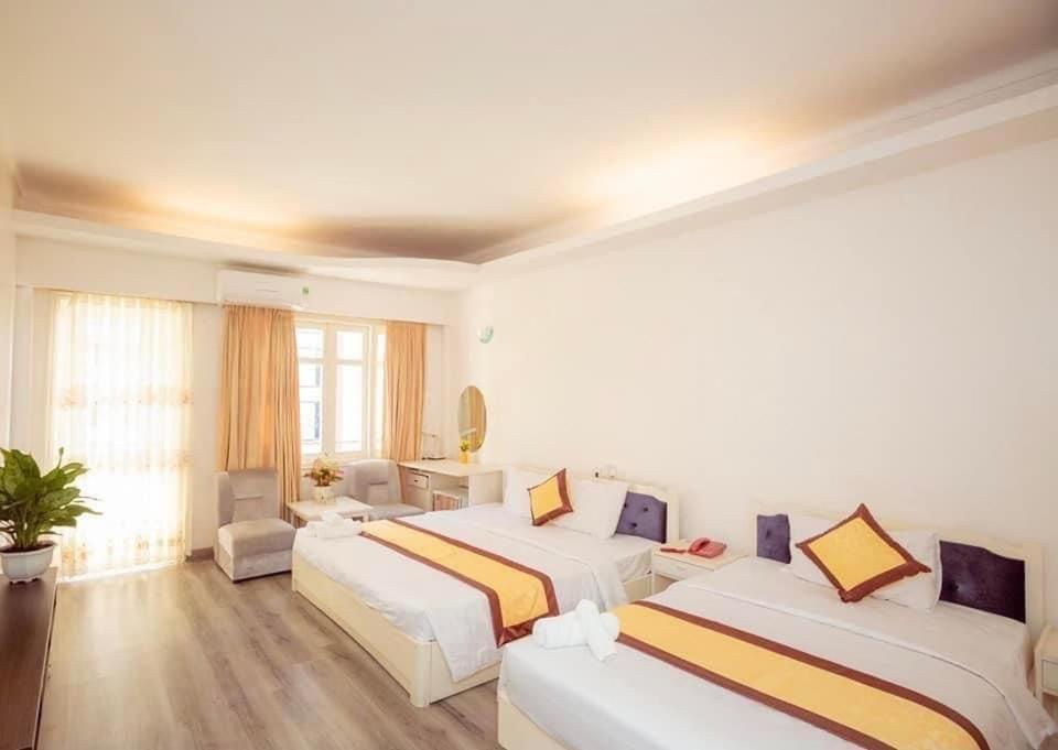 Triple Room with Balcony - Photo 3