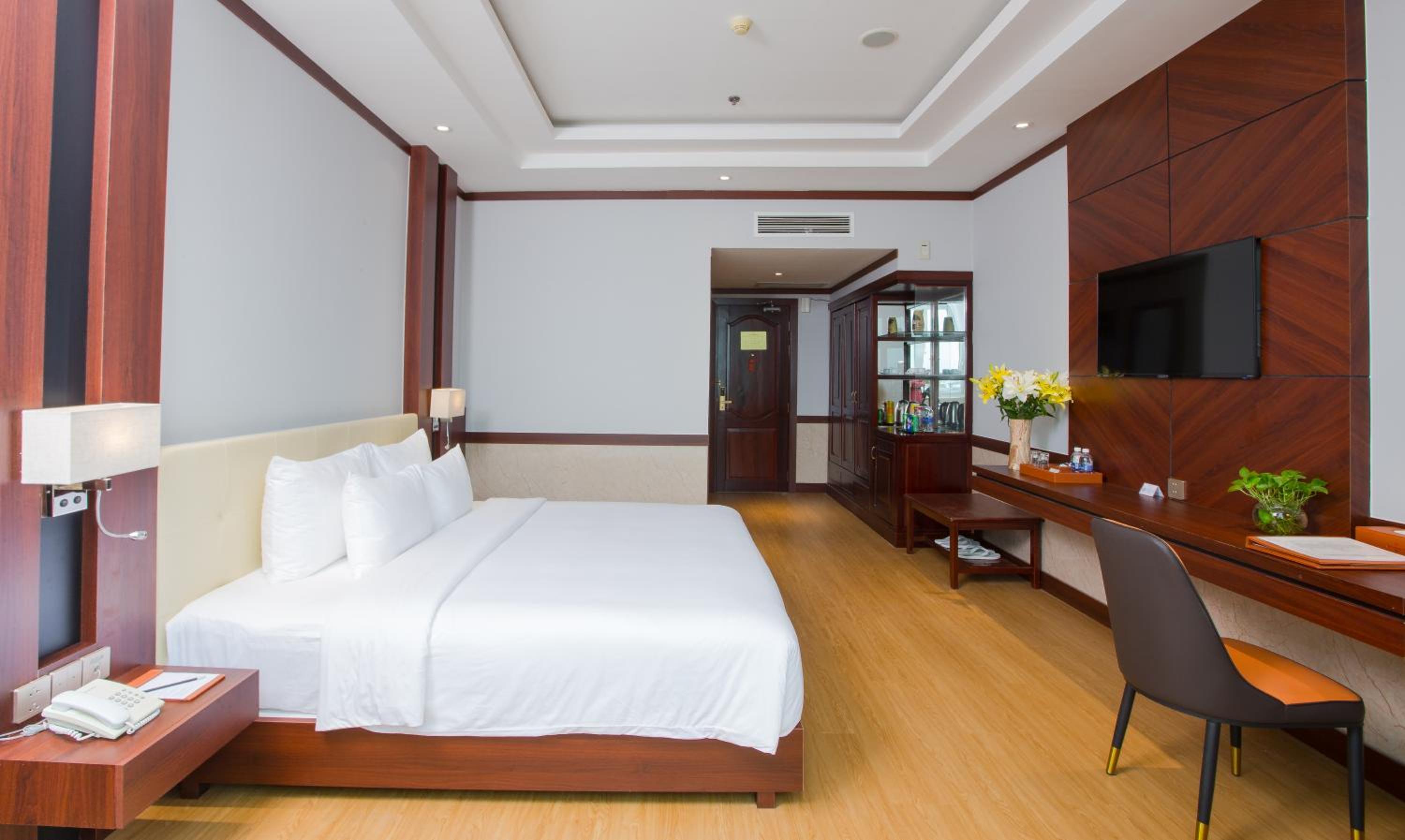 Superior Double Room with City View photo 2