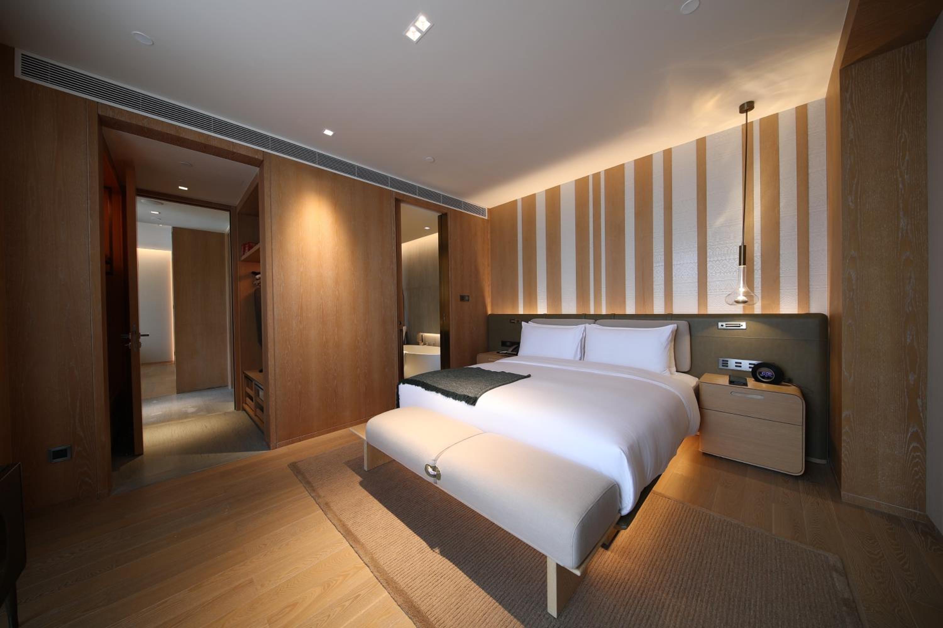 Two-Bedroom Suite photo 3