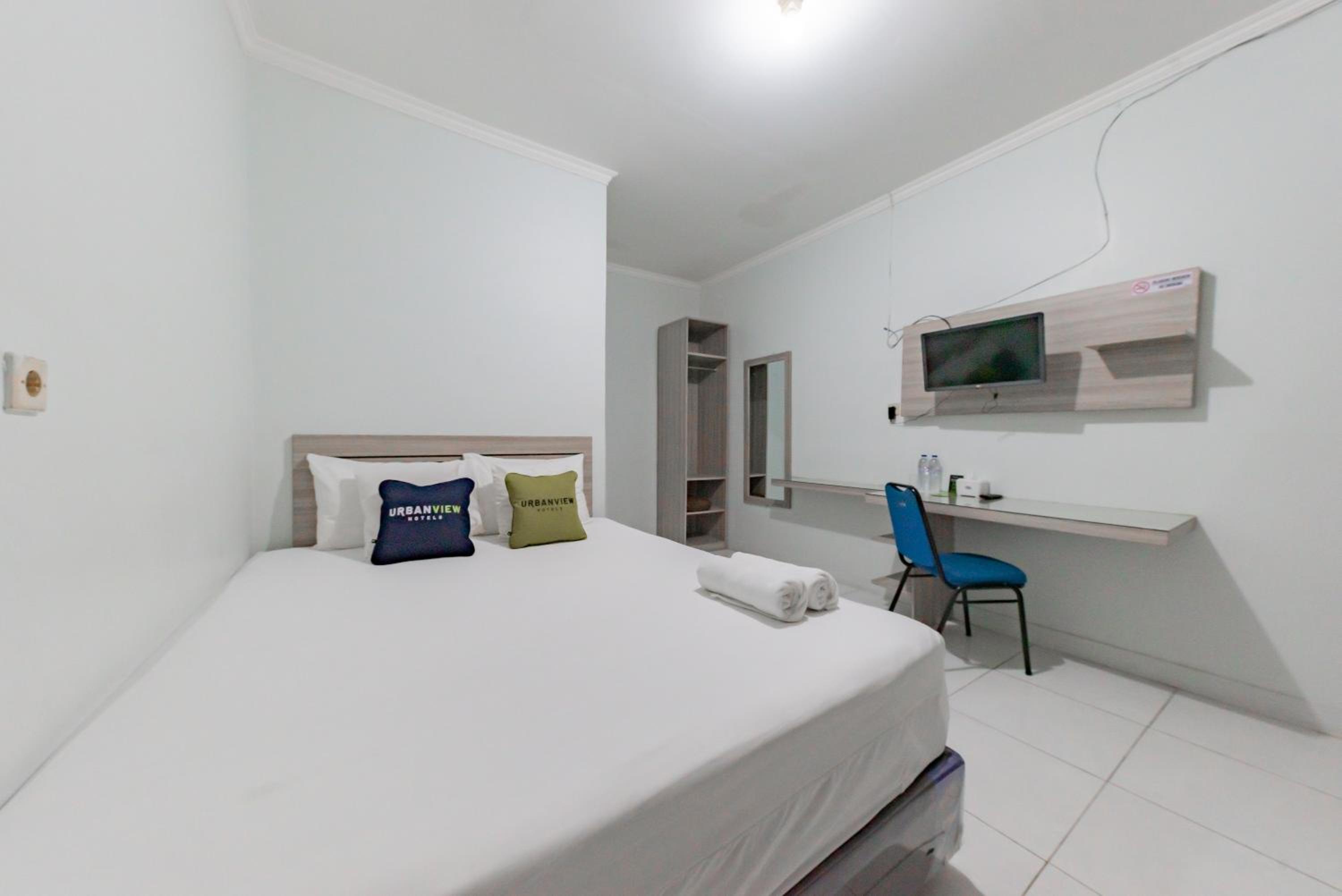 Deluxe Room - Photo 1