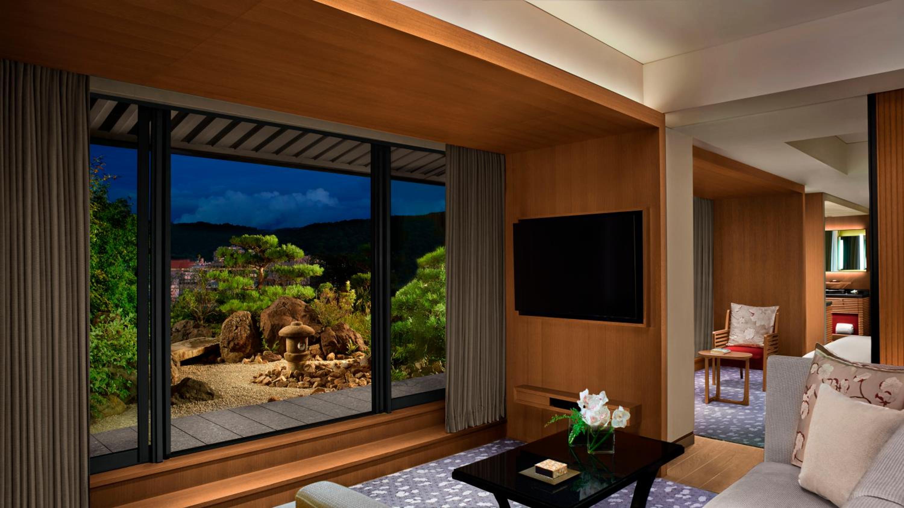 Garden Terrace Suite photo 2