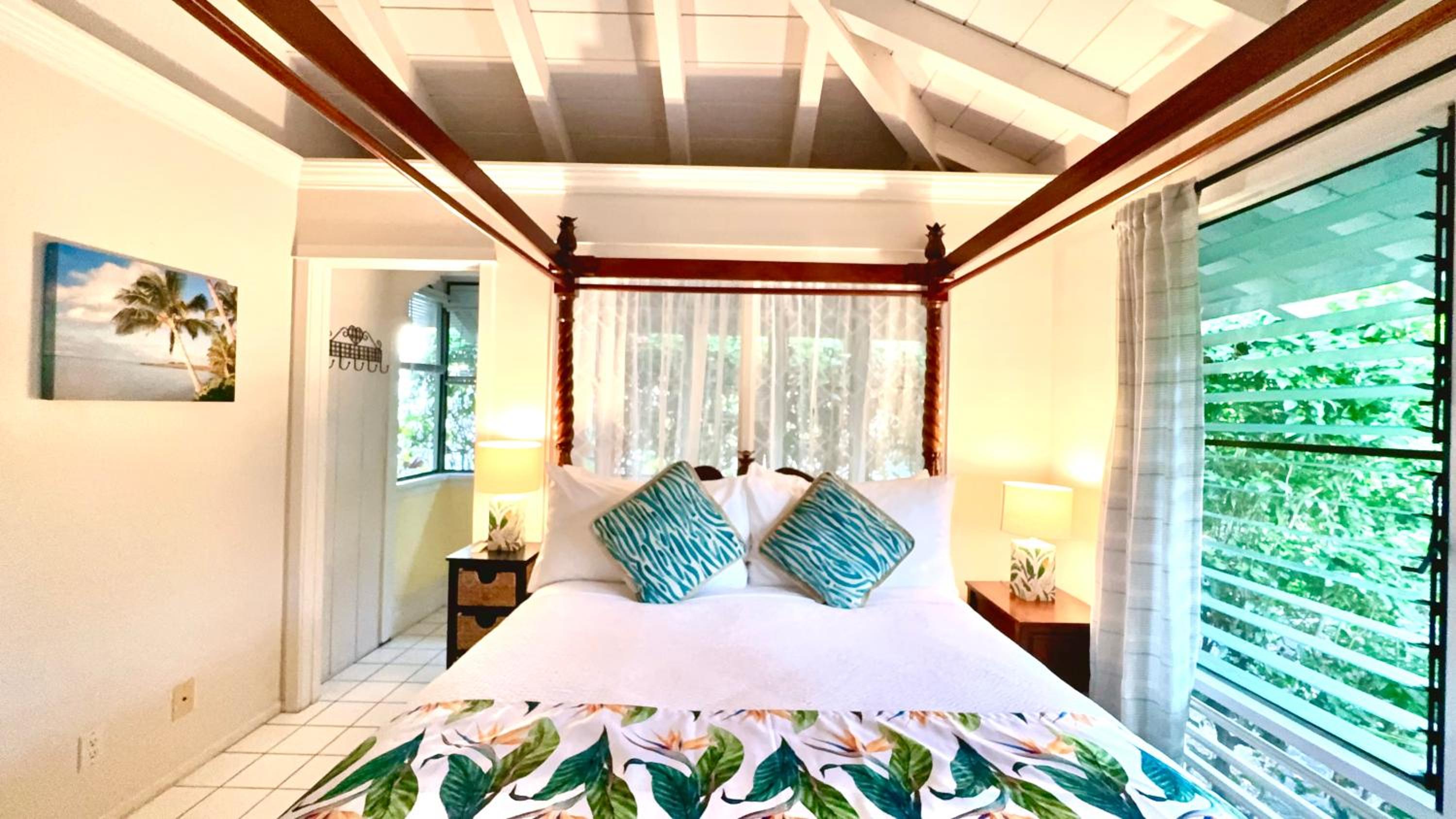 Paradise Room