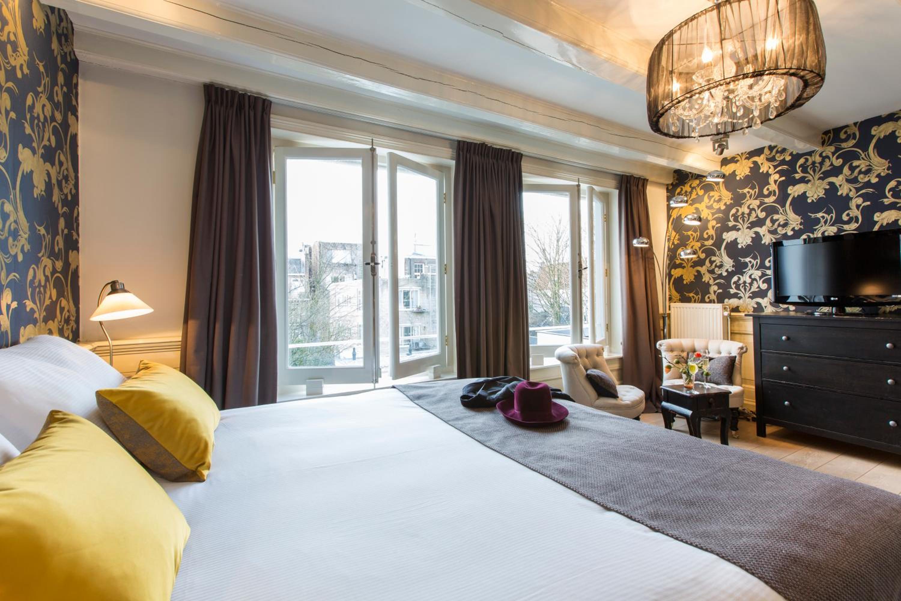 Deluxe Double Room Canal View