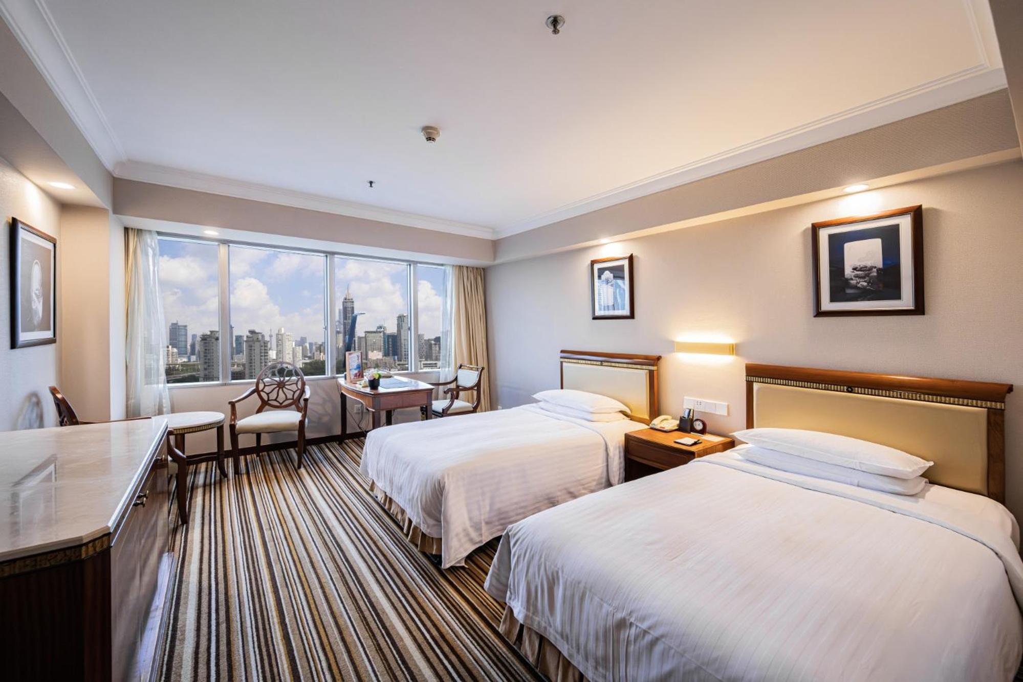 Twin Room - Photo 1