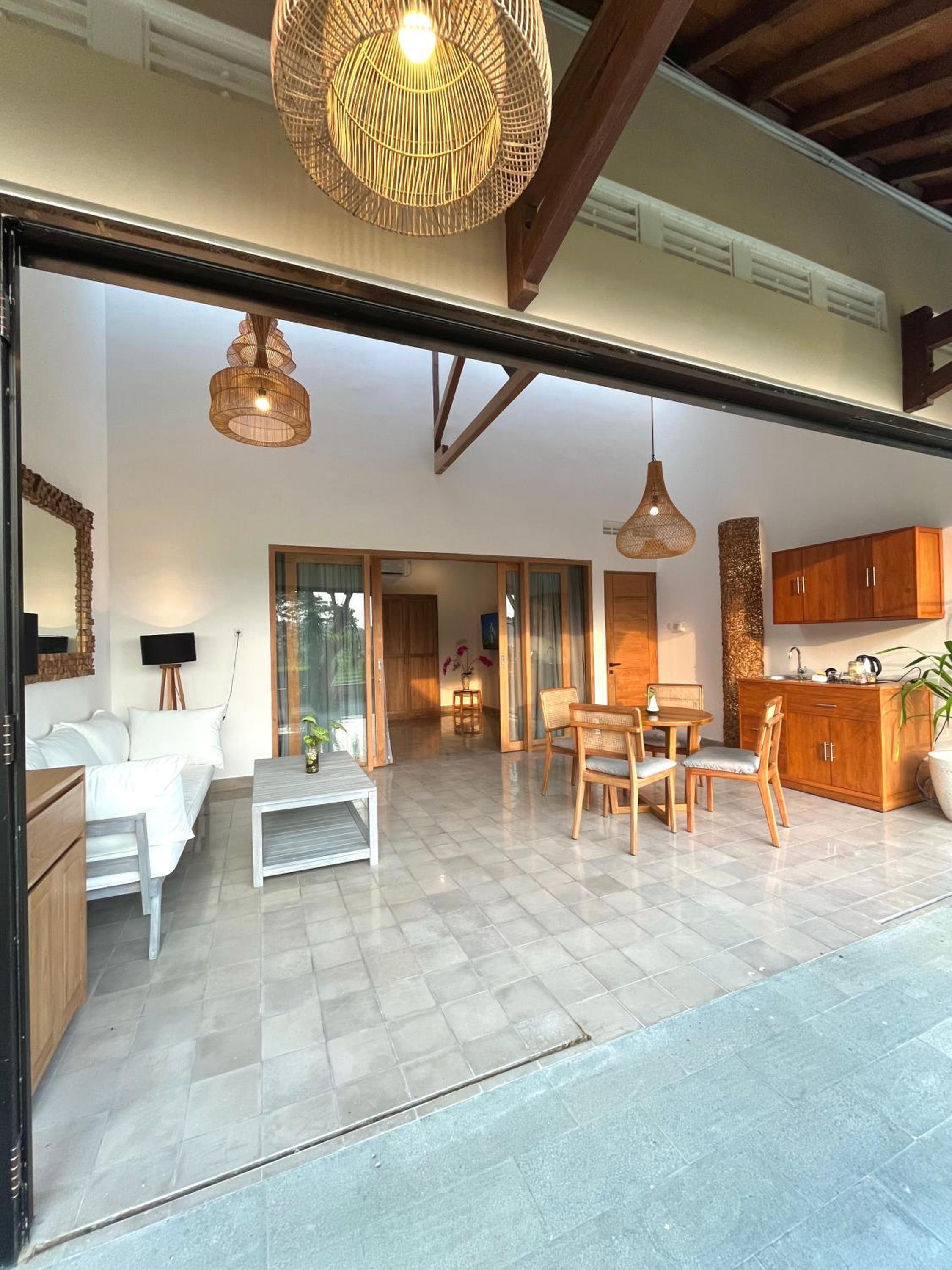 Suite - Photo 6
