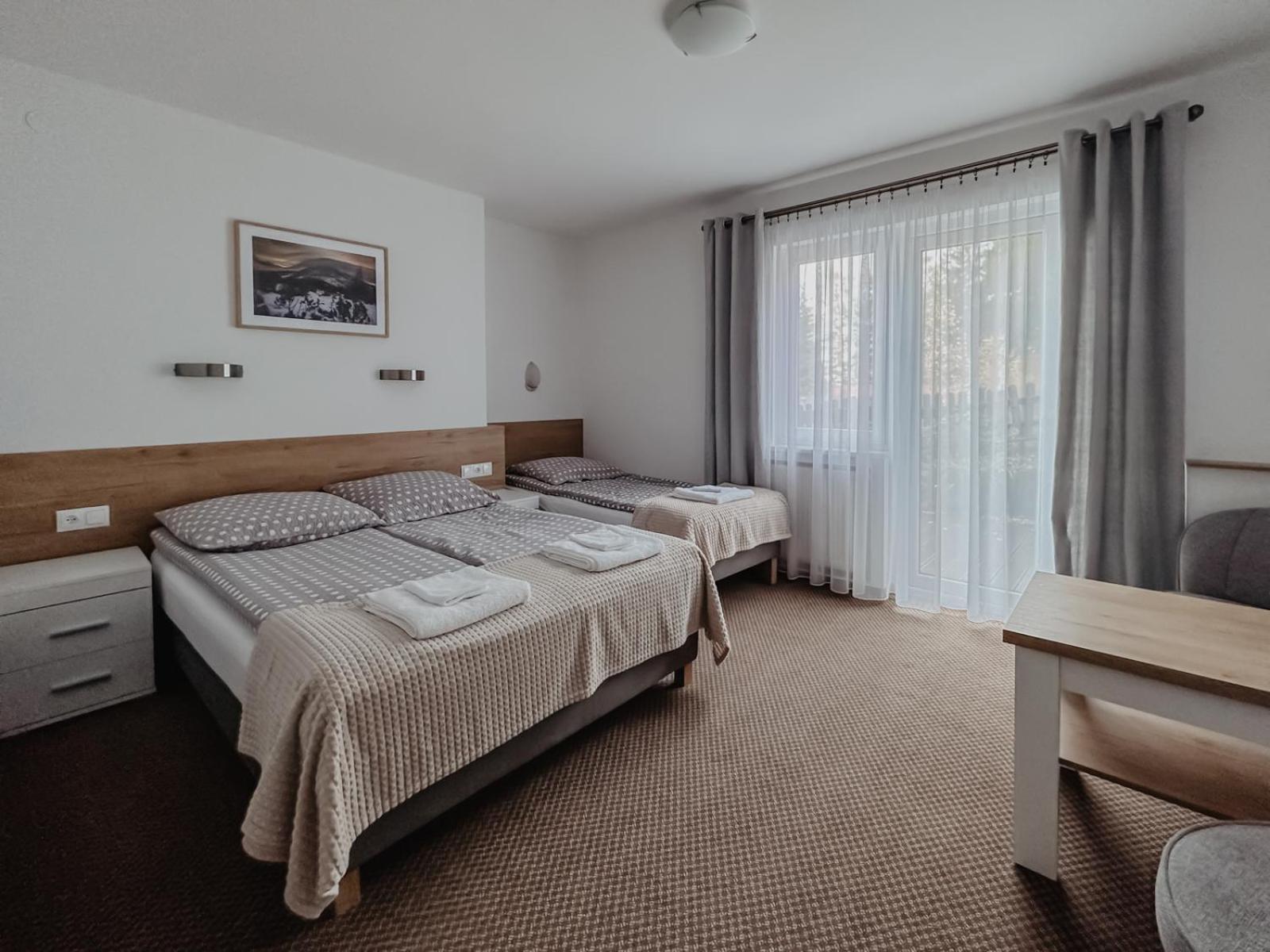 Triple Room with Terrace photo 1