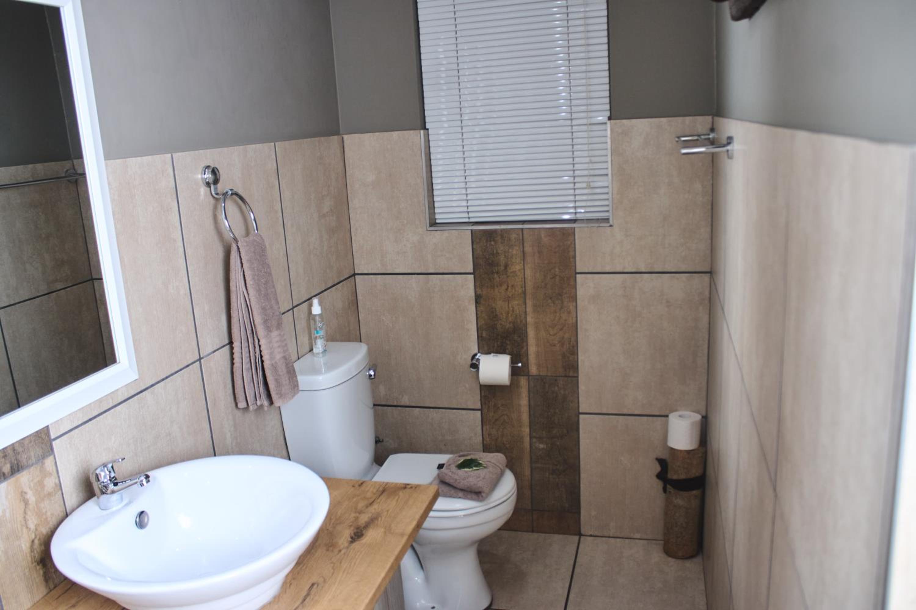 Apartment - Ground Floor photo 2