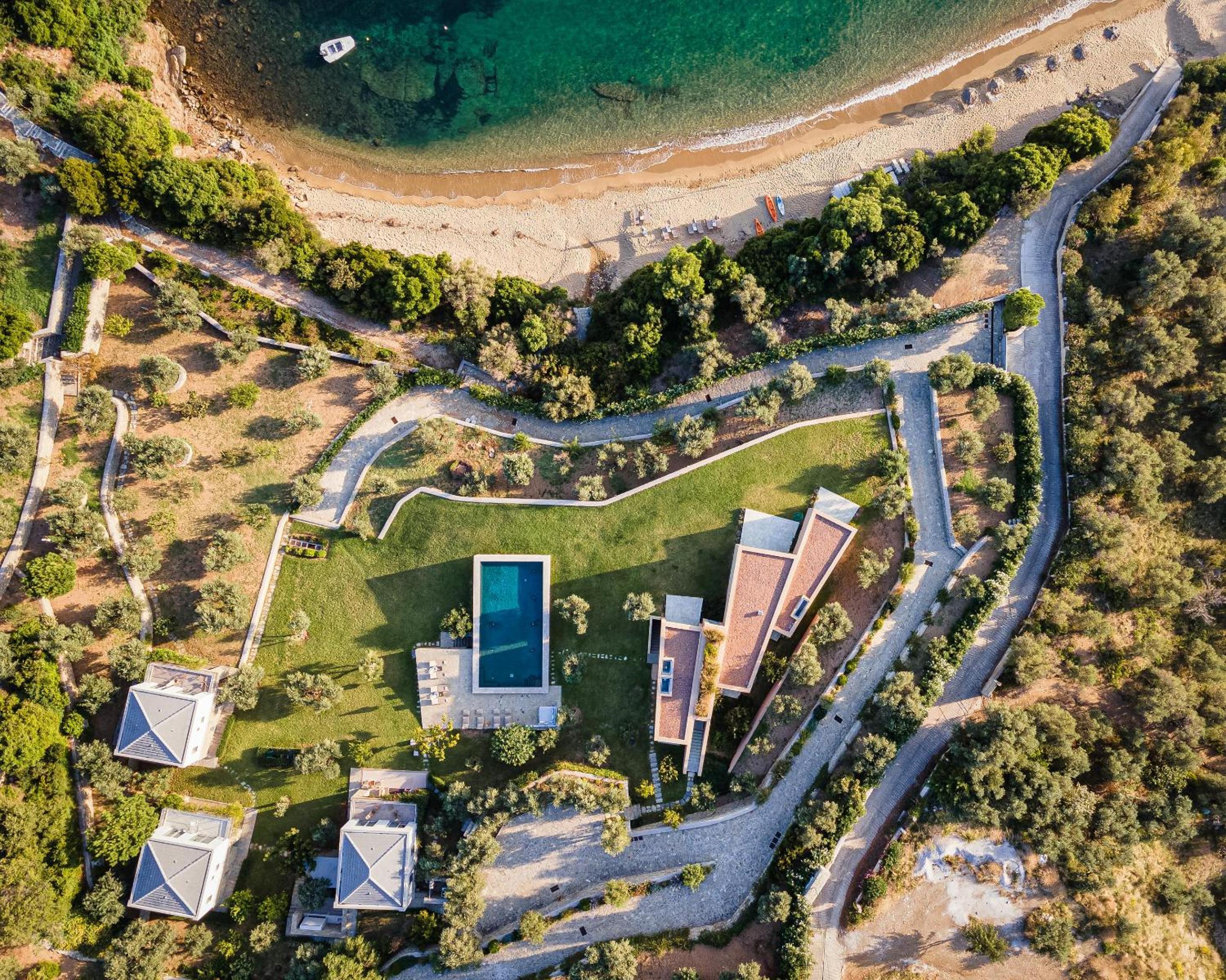 Villa photo 2