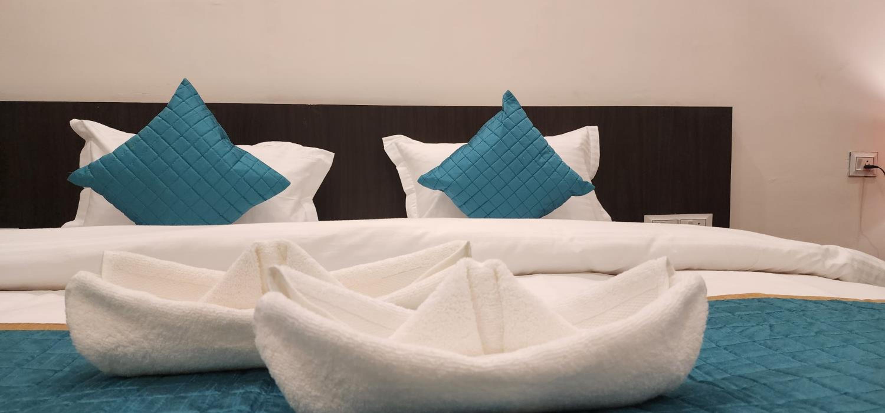 Deluxe Double Room - Photo 7