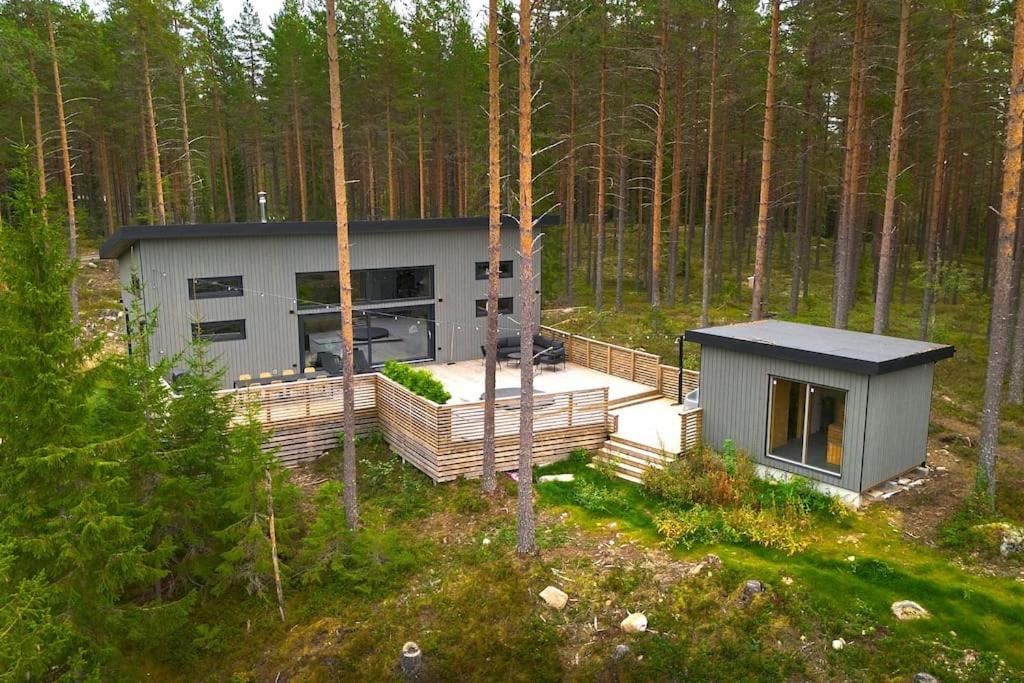 Four-Bedroom House - Photo 1