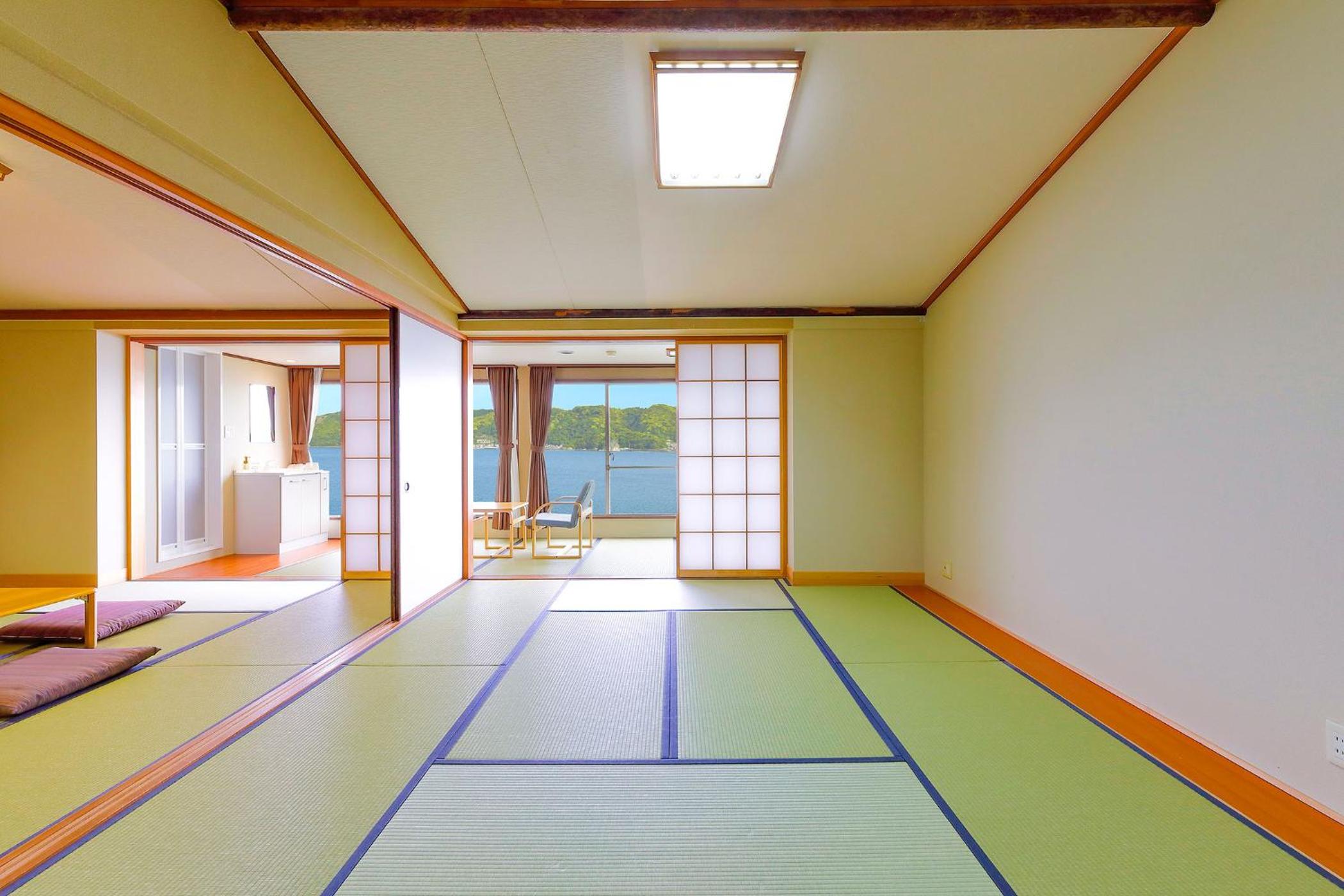 Standard Japanese-Style-Room 54sqm - Indoor Bath - Non-Smoking photo 3