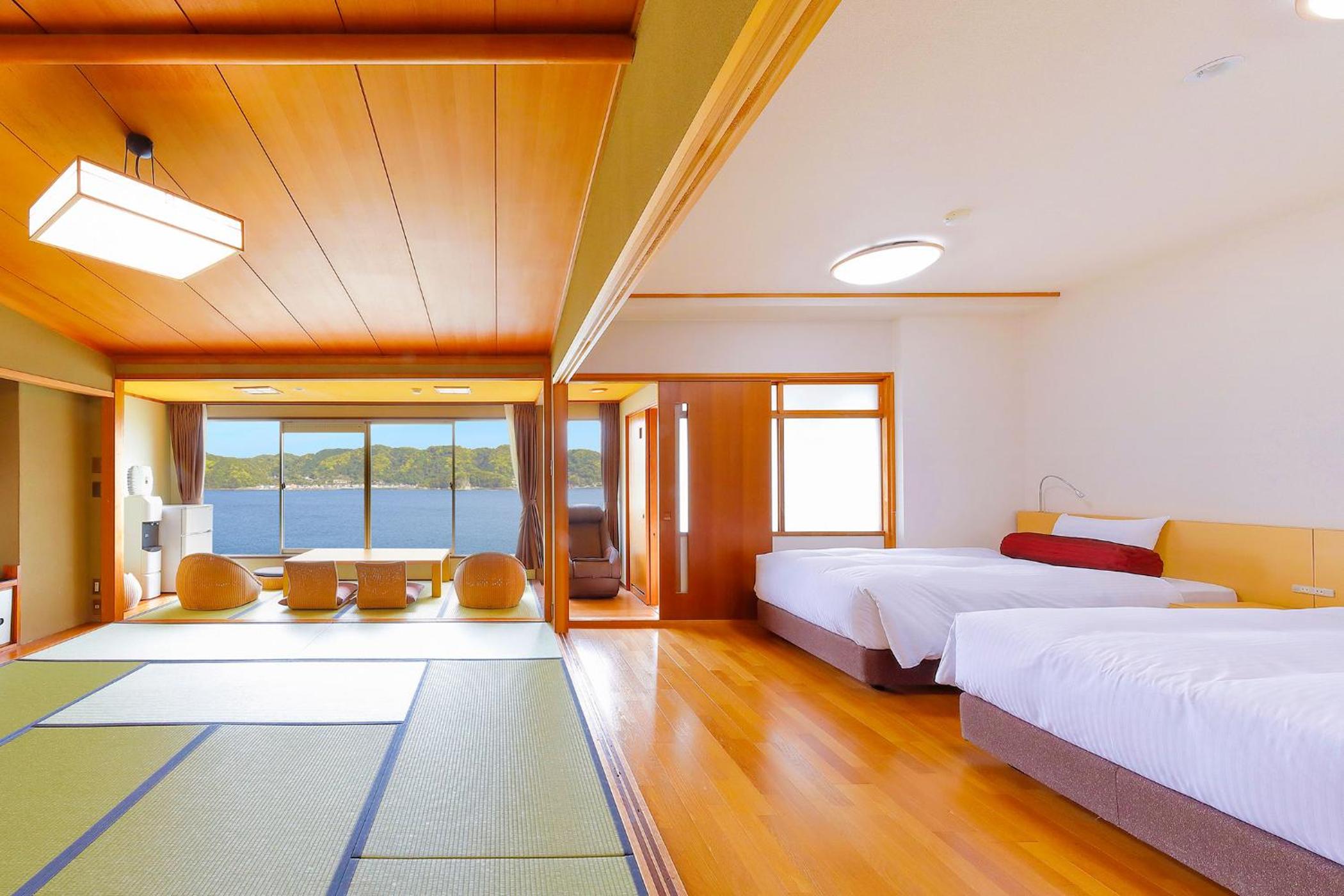 Suite Japanese-Western-Style-Room 54sqm - Indoor Bath - Non-Smoking photo 3