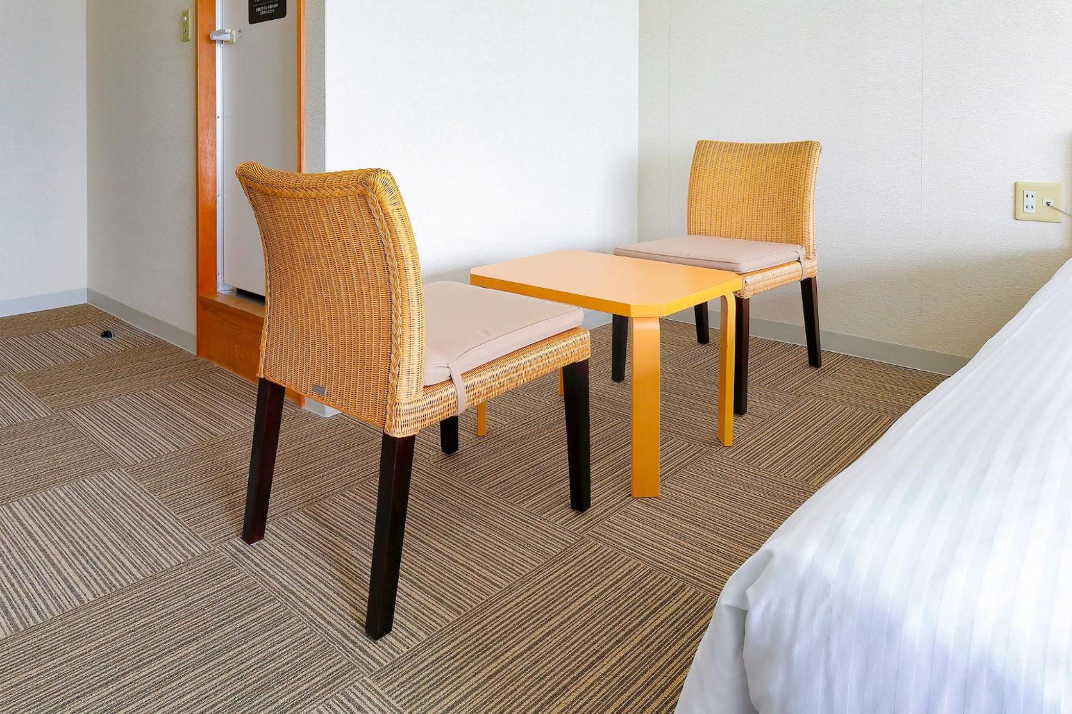 Standard Twin Room  - Private Bathroom - Non-Smoking photo 3