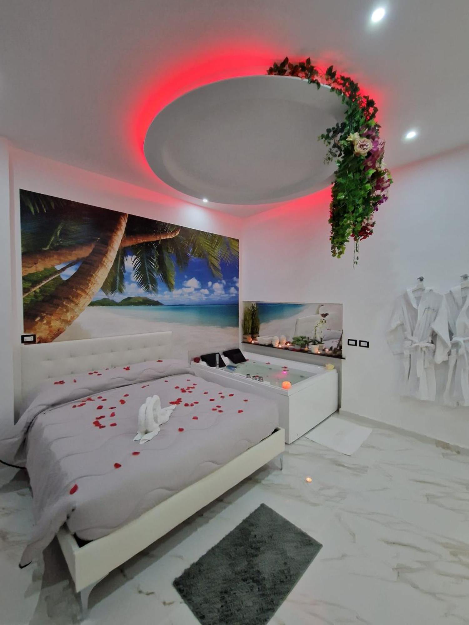 Junior Suite with Sauna - Photo 7