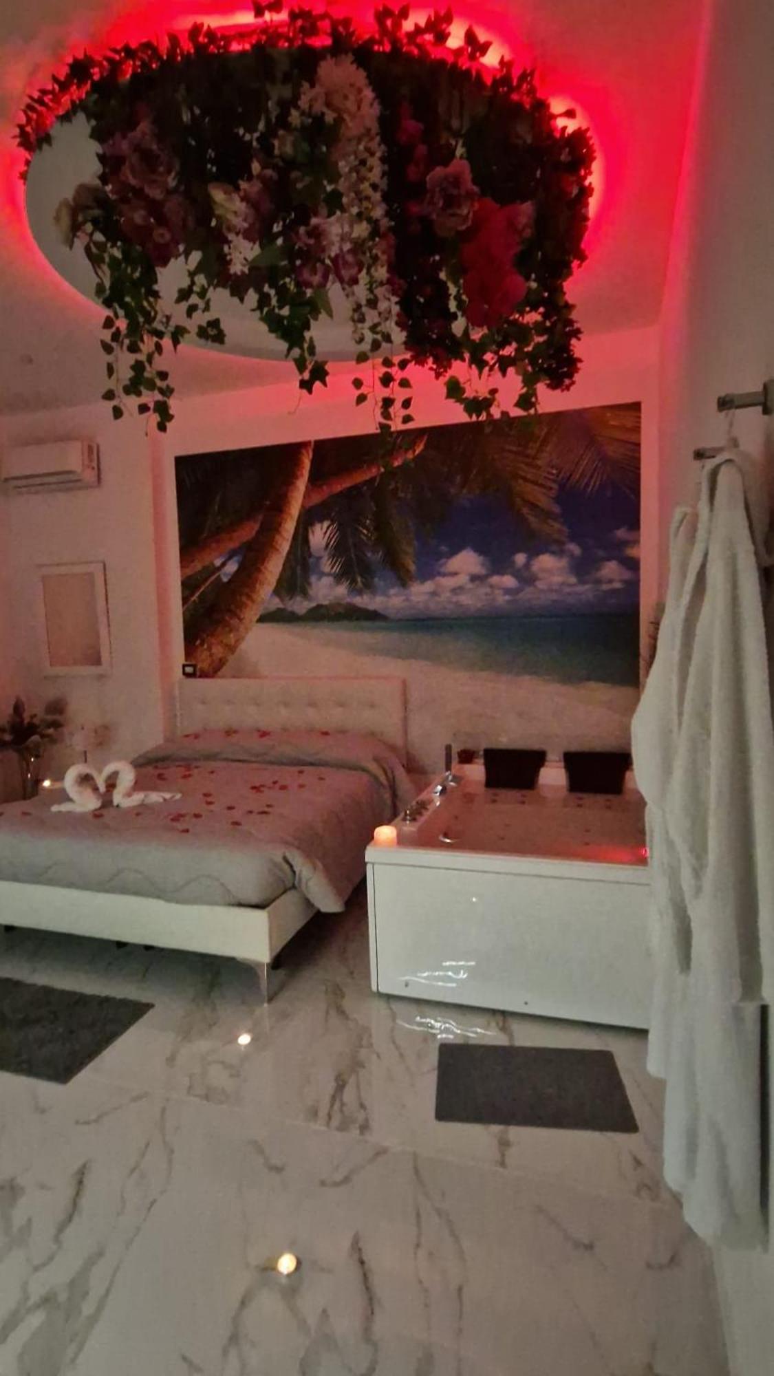 Junior Suite with Sauna - Photo 12