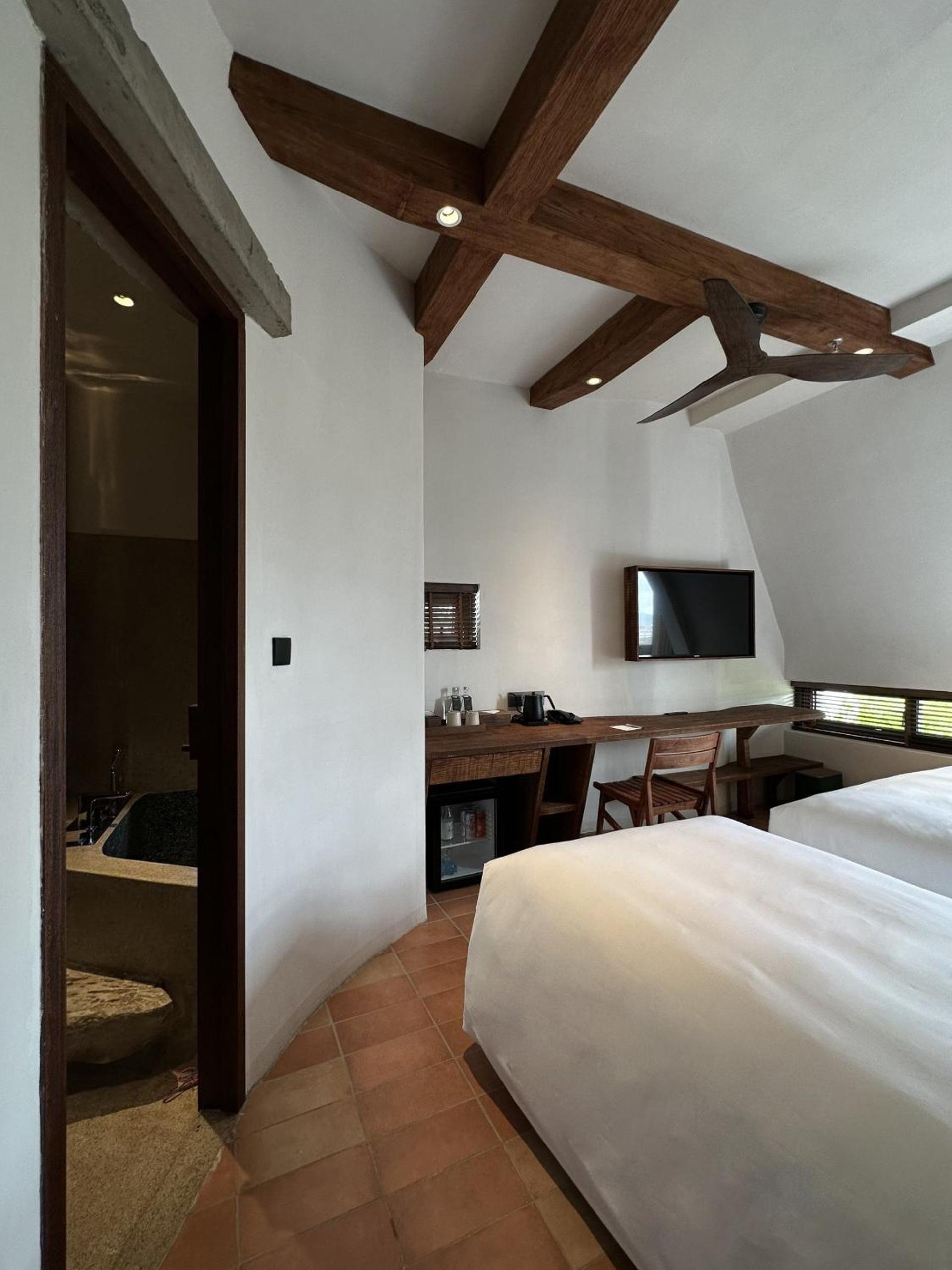 Triple Room with Garden View - Photo 5