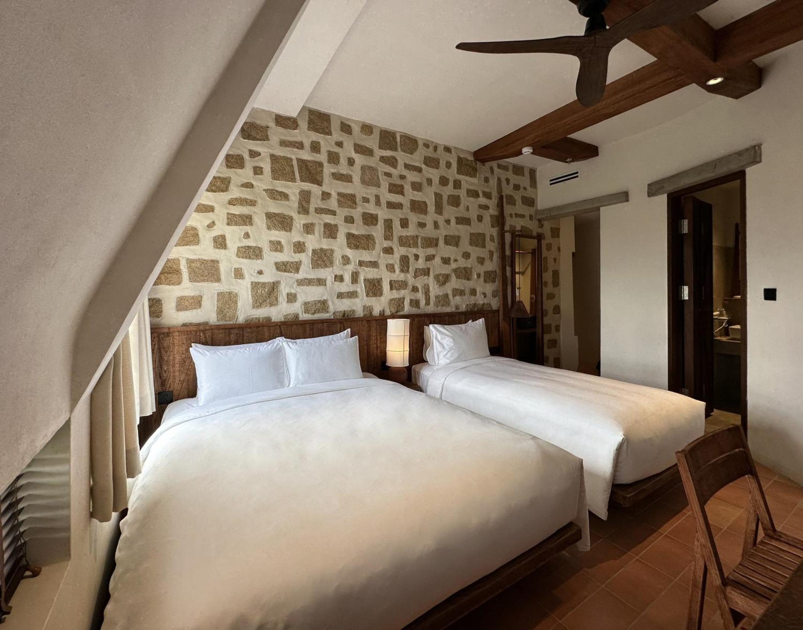 Triple Room with Garden View - Photo 6