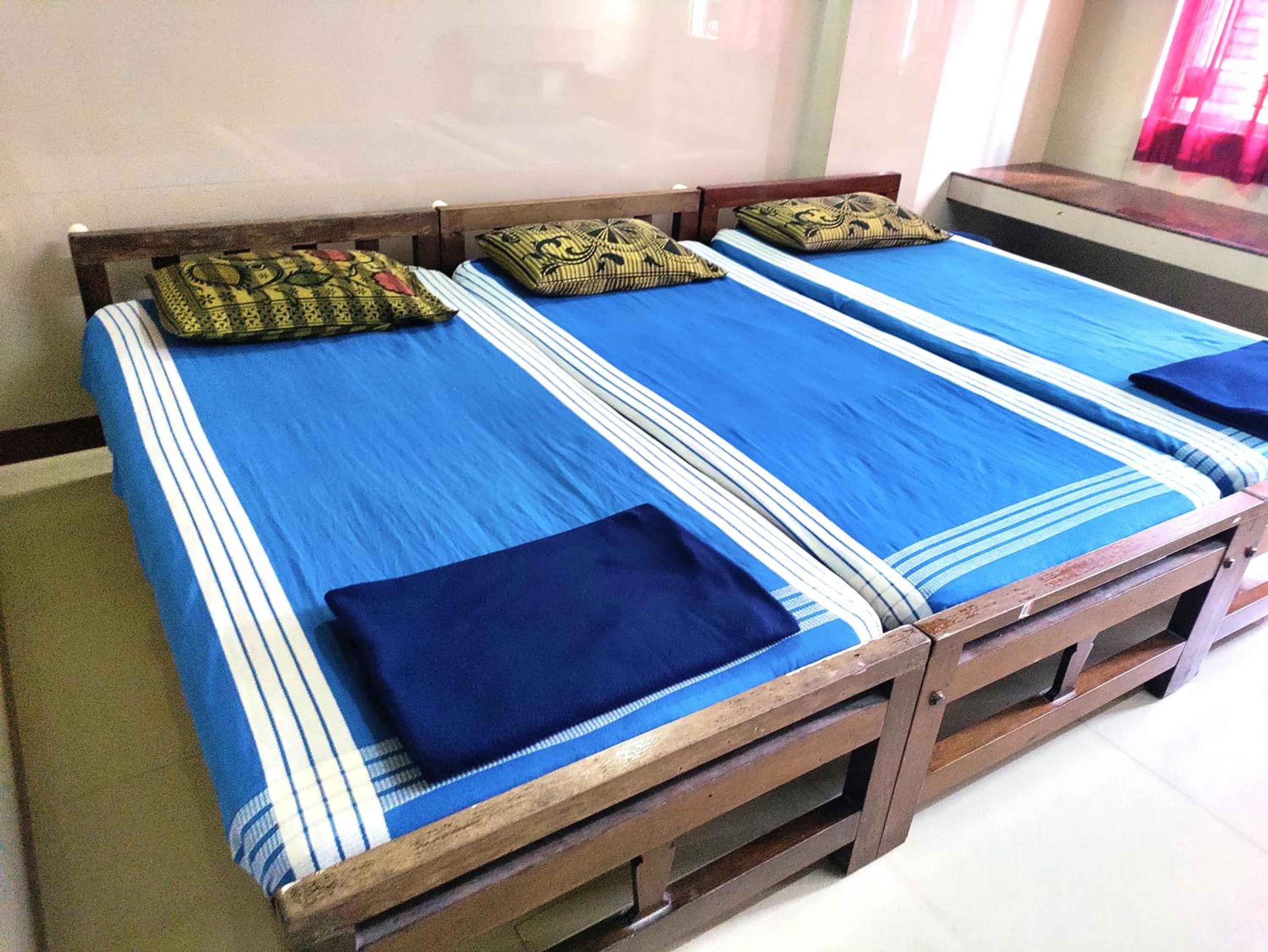 Budget Triple Room photo 2