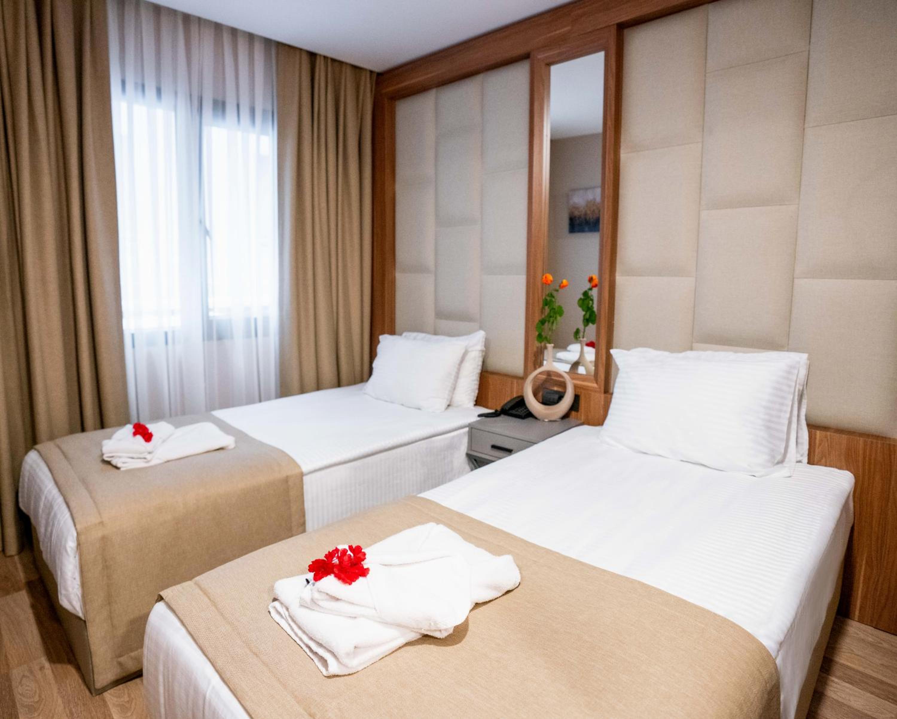 Standard Twin Room photo 2