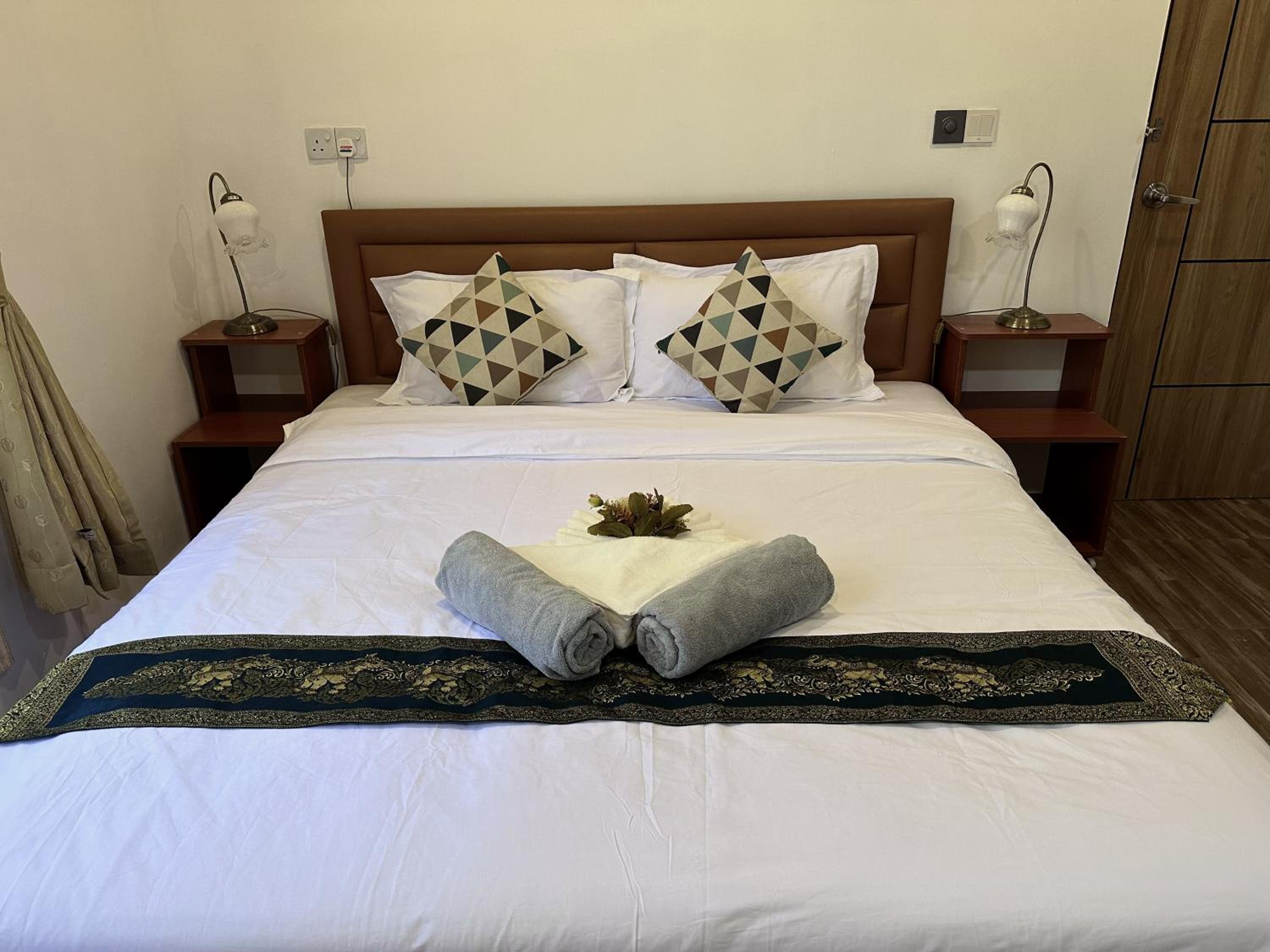 Standard Double Room - Photo 5
