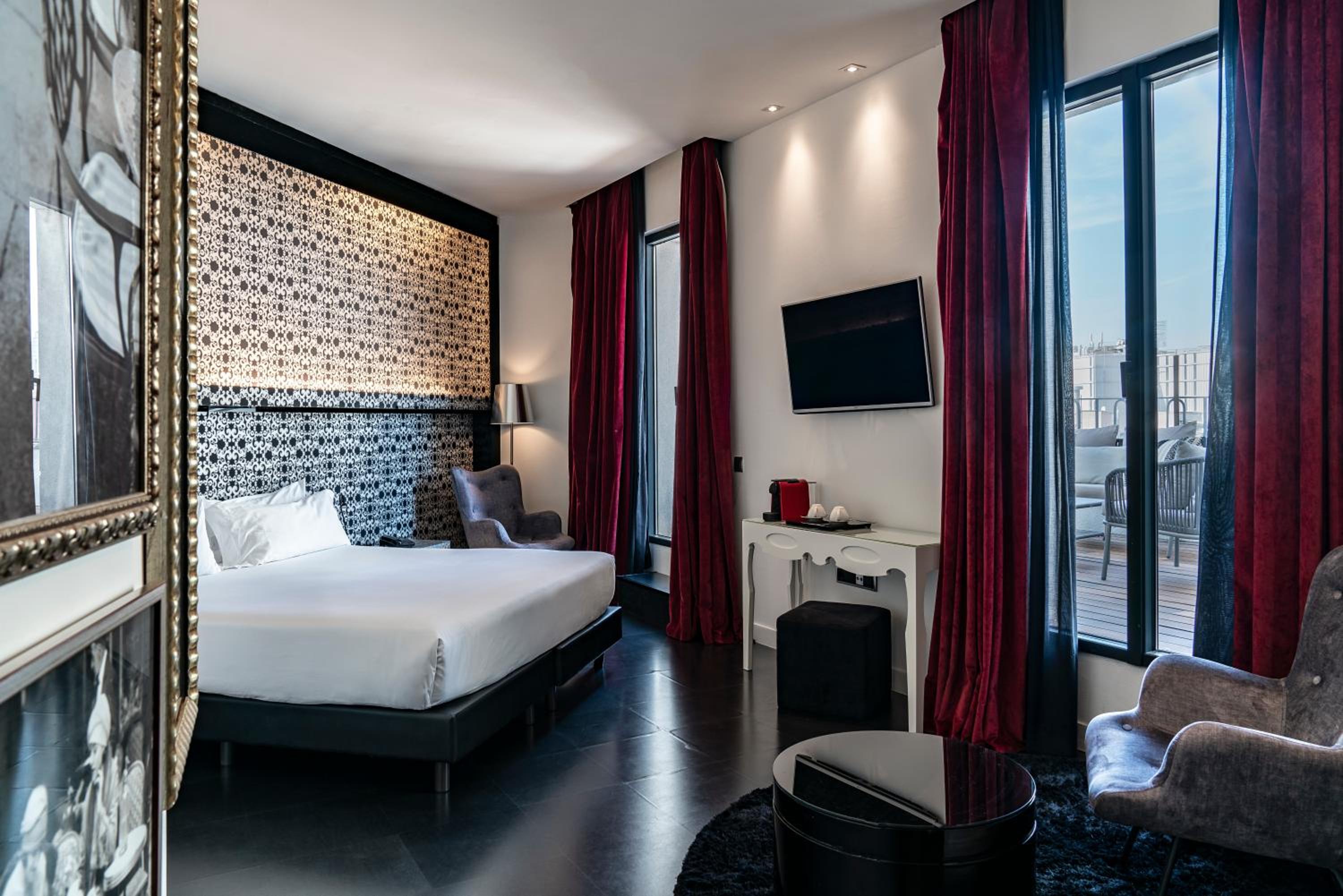 Premier Room