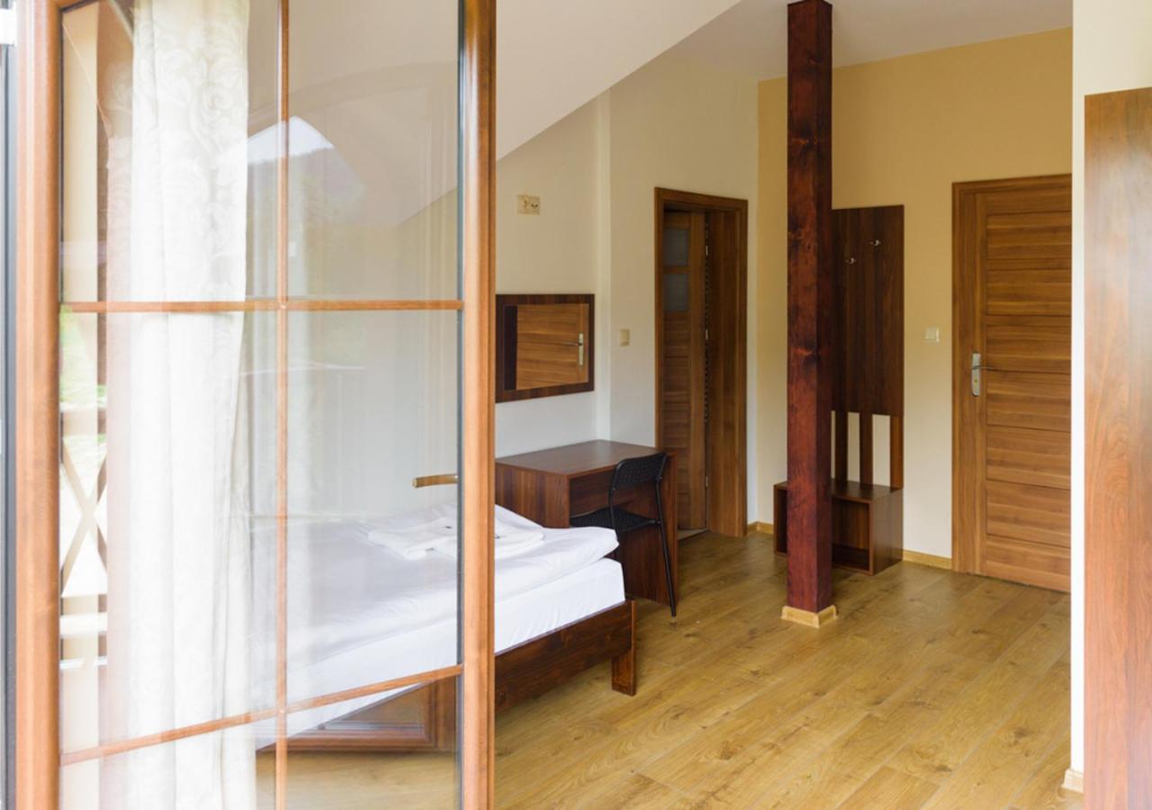 Large Double Room photo 2