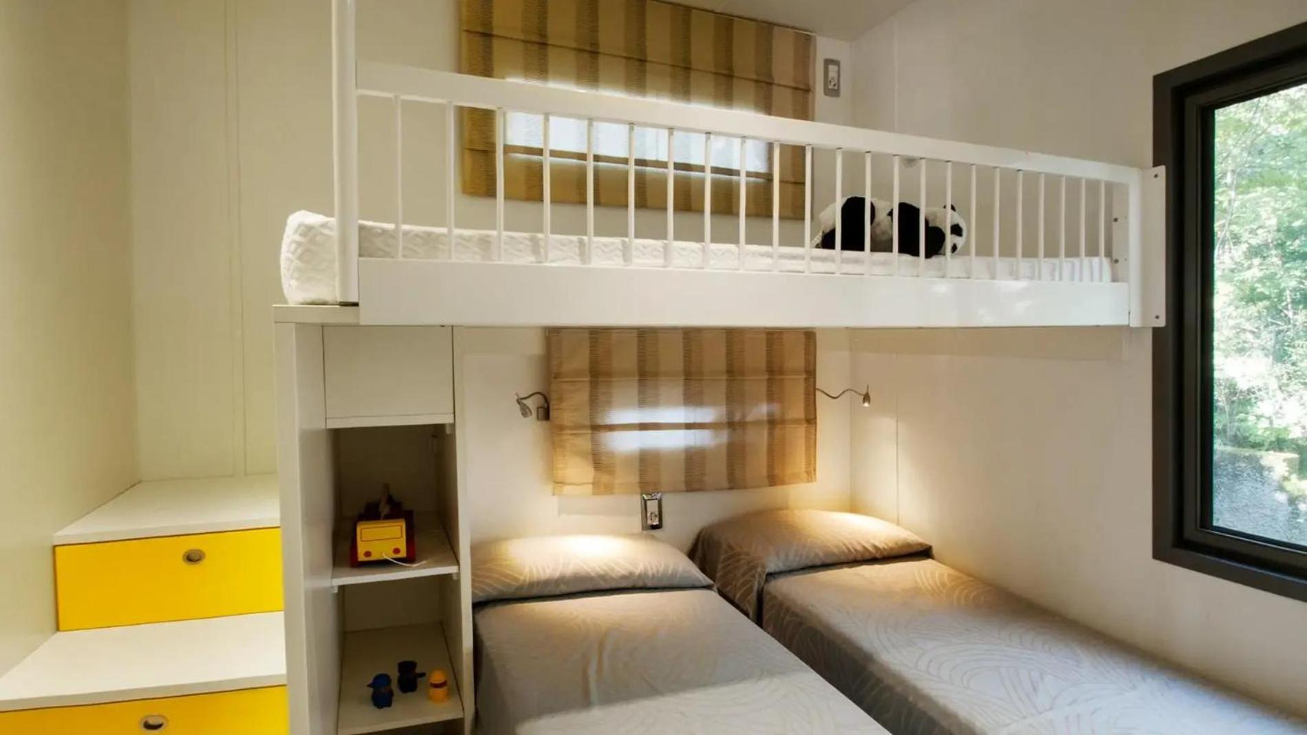 Deluxe Two-Bedroom Cottage photo 1