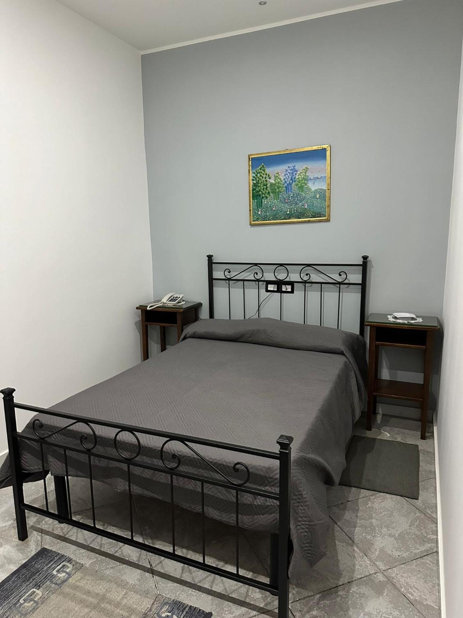 Classic Single Room with Shower