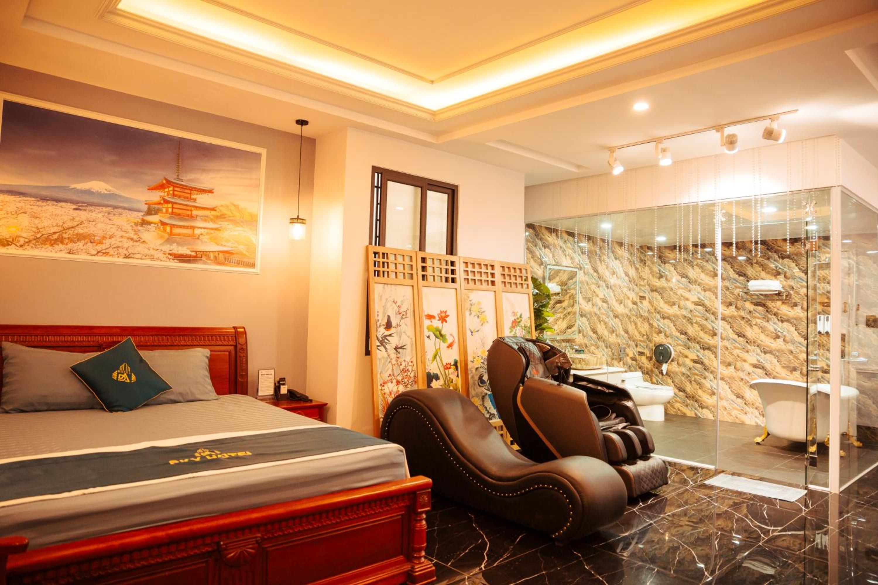 Deluxe Double Room - Photo 8