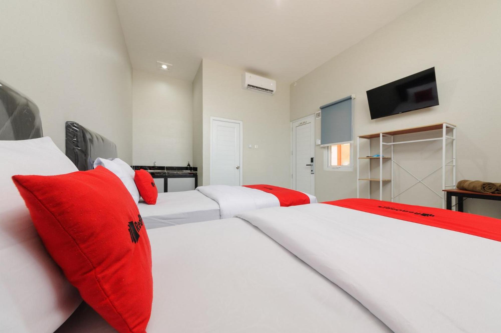 Standard Twin Room photo 2